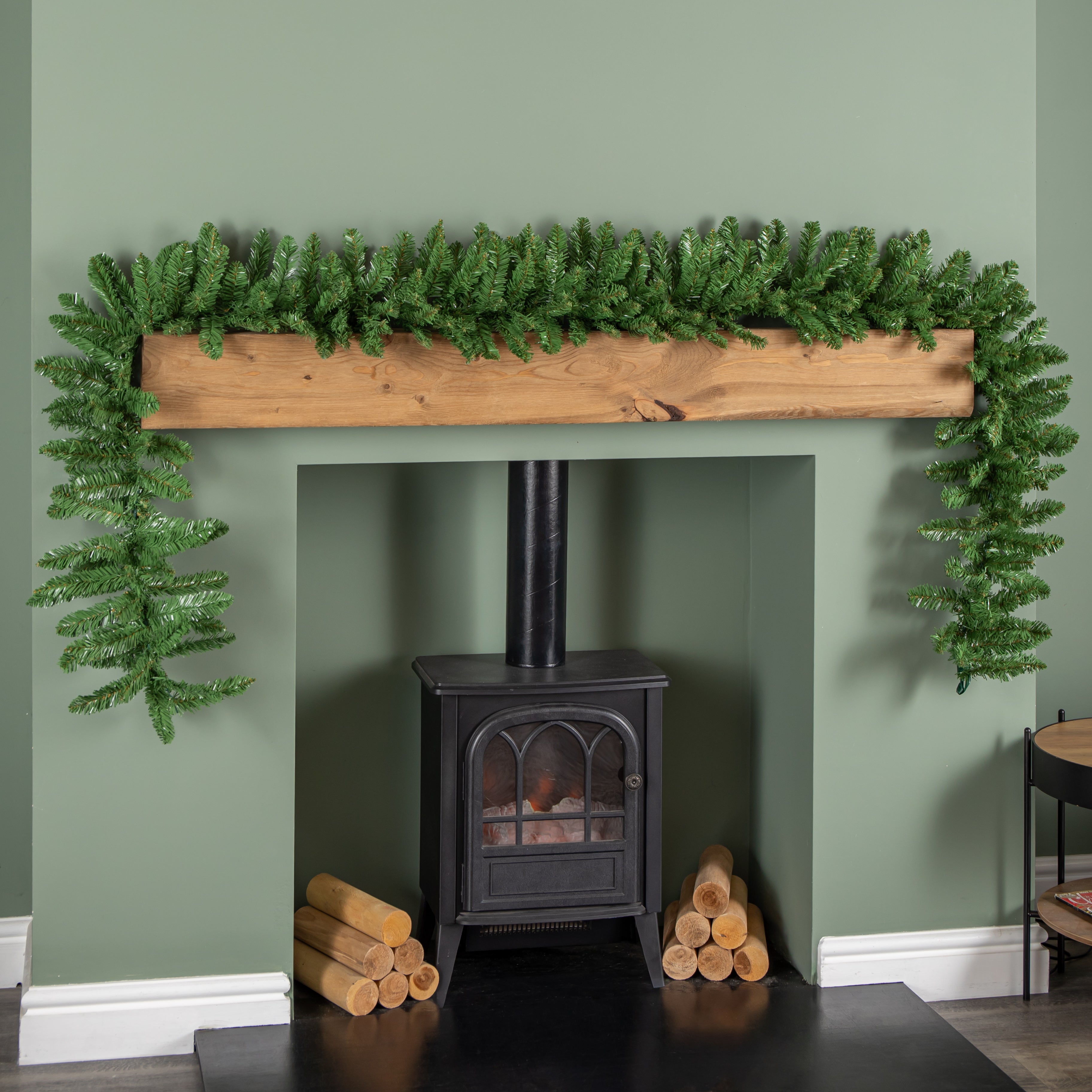 2.7m Plain Green Christmas Garland with 260 Bullet Tips