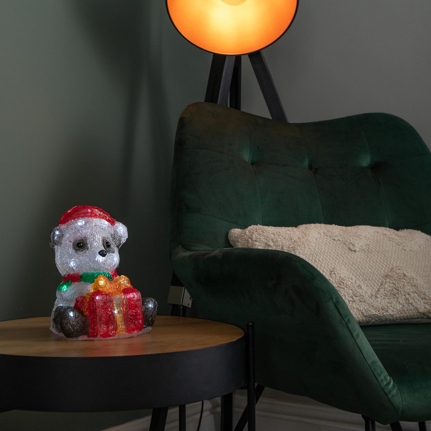 20cm Battery Operated Light up Christmas Ice Panda with 30 Cool White LEDs