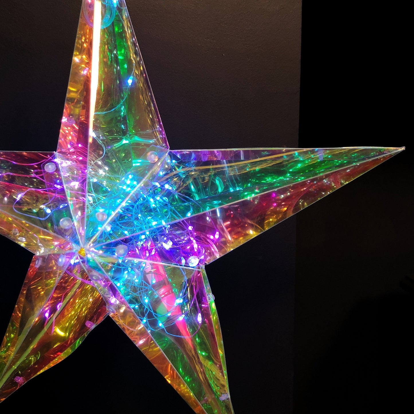 36cm Battery Operated Light up Hanging Christmas Dreamlight Star with 100 White LEDs