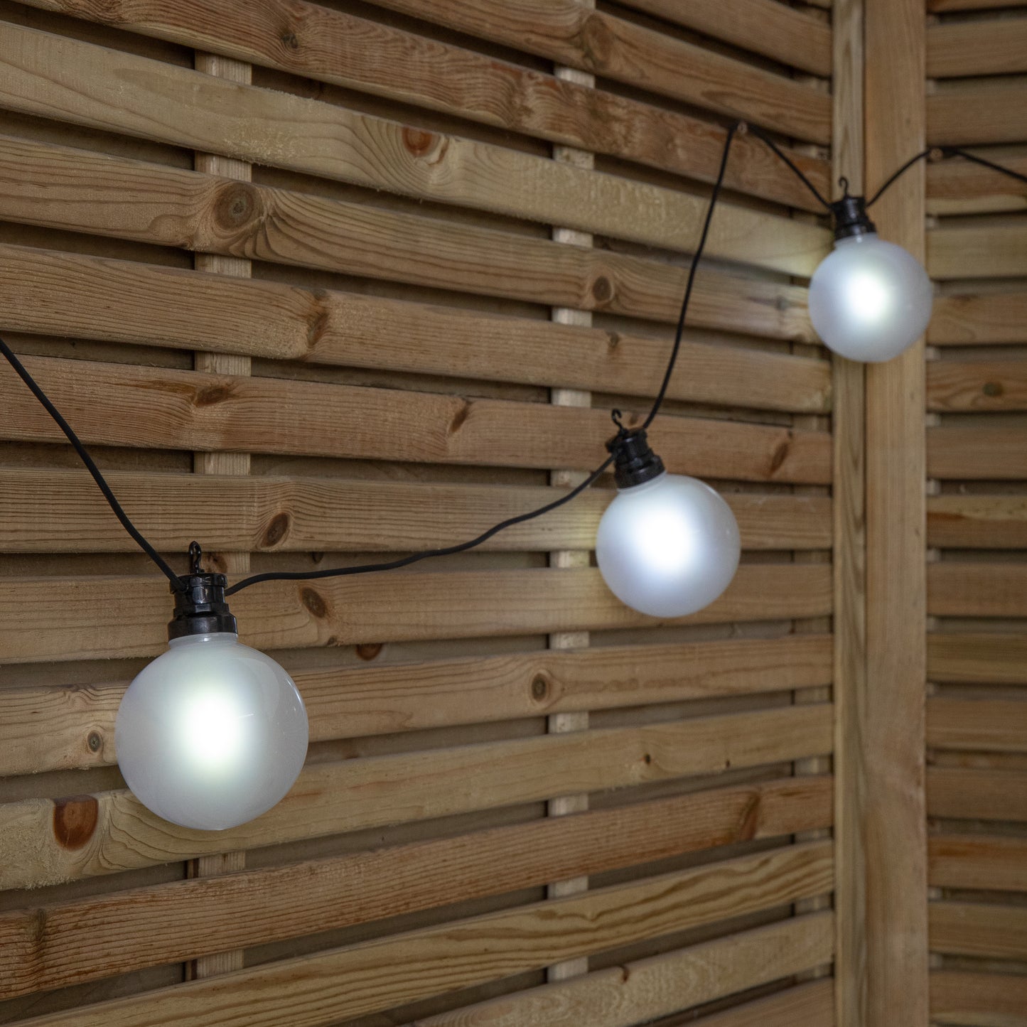 4.5m Set of 10 Frosted Ball Style Cap String Lights with Filament in White