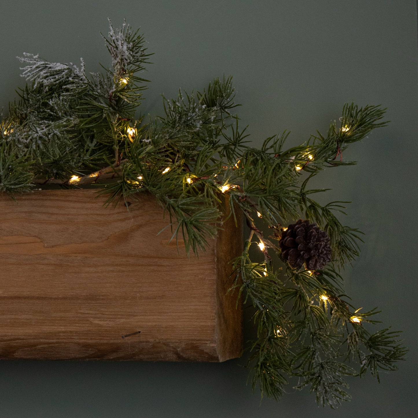 1.8m Pine Needle Christmas Garland with Pinecones and 120 Warm White LEDs