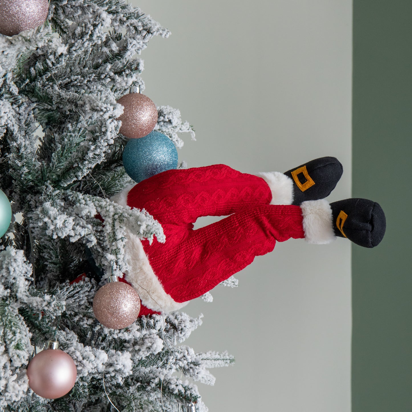 55cm Battery Operated Soft Animated Santa Kicking Legs Christmas Decoration