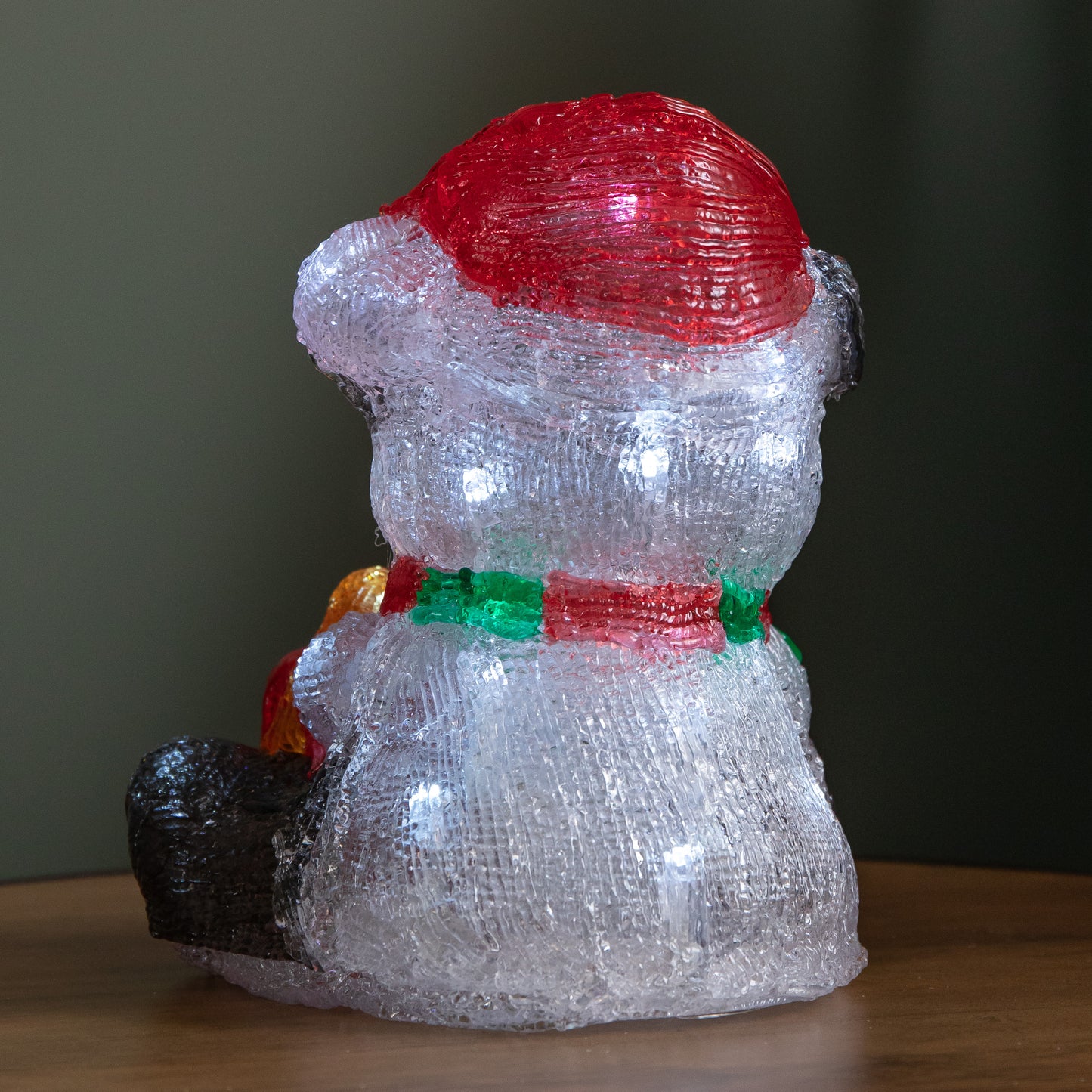 20cm Battery Operated Light up Christmas Ice Panda with 30 Cool White LEDs