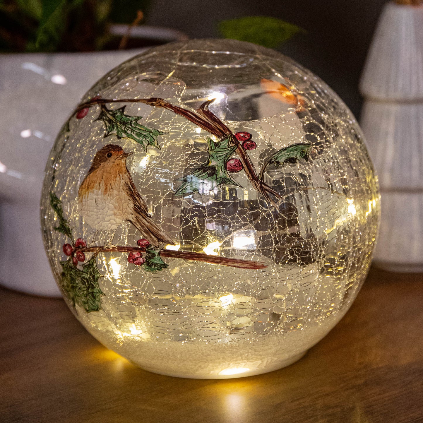 15cm Battery Operated Light up Robin Crackle Glass Ball with 12 Warm White LEDs