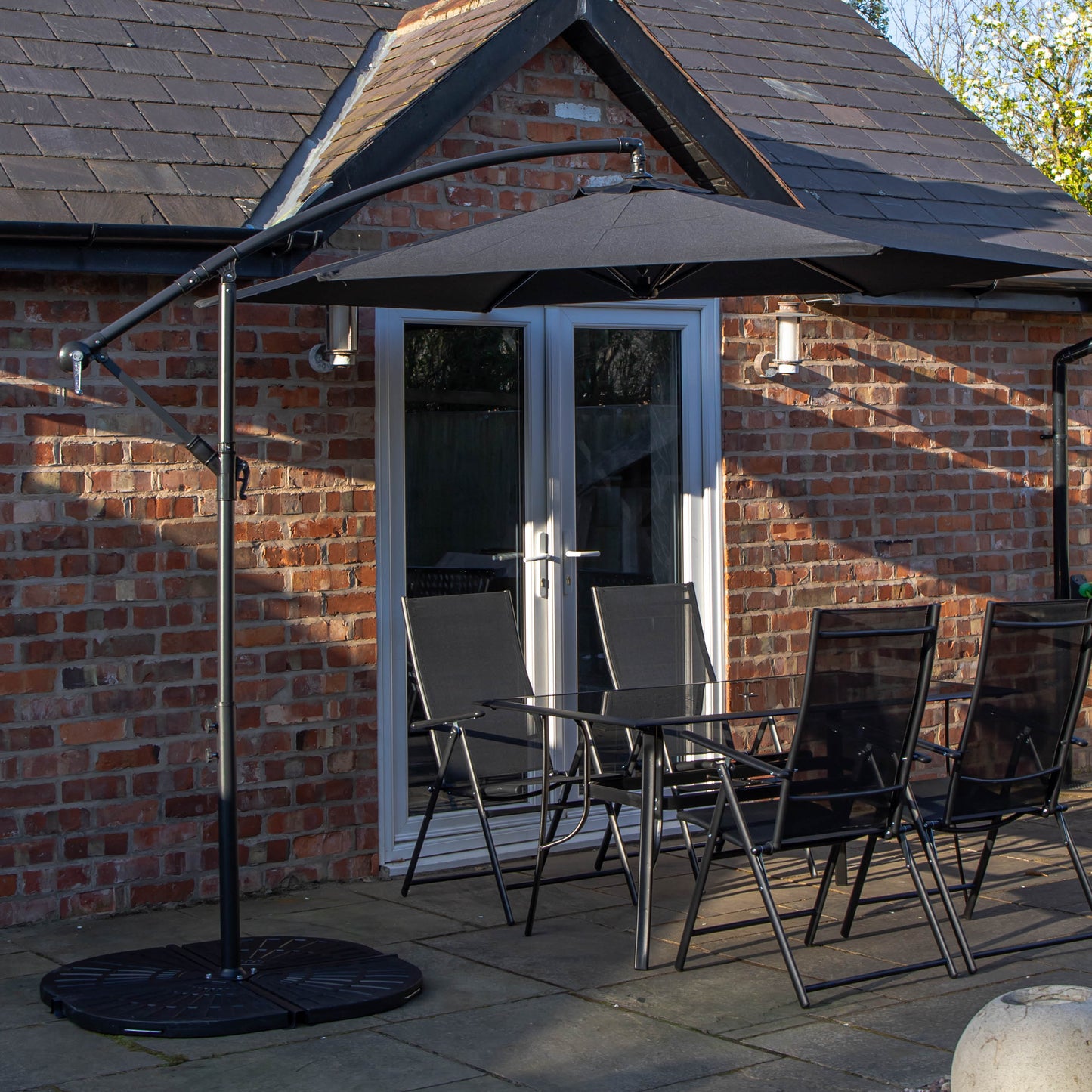 Outdoor 4 Person Rectangular Glass Top Garden Dining Table Chairs With Black Banana Parasol and Base