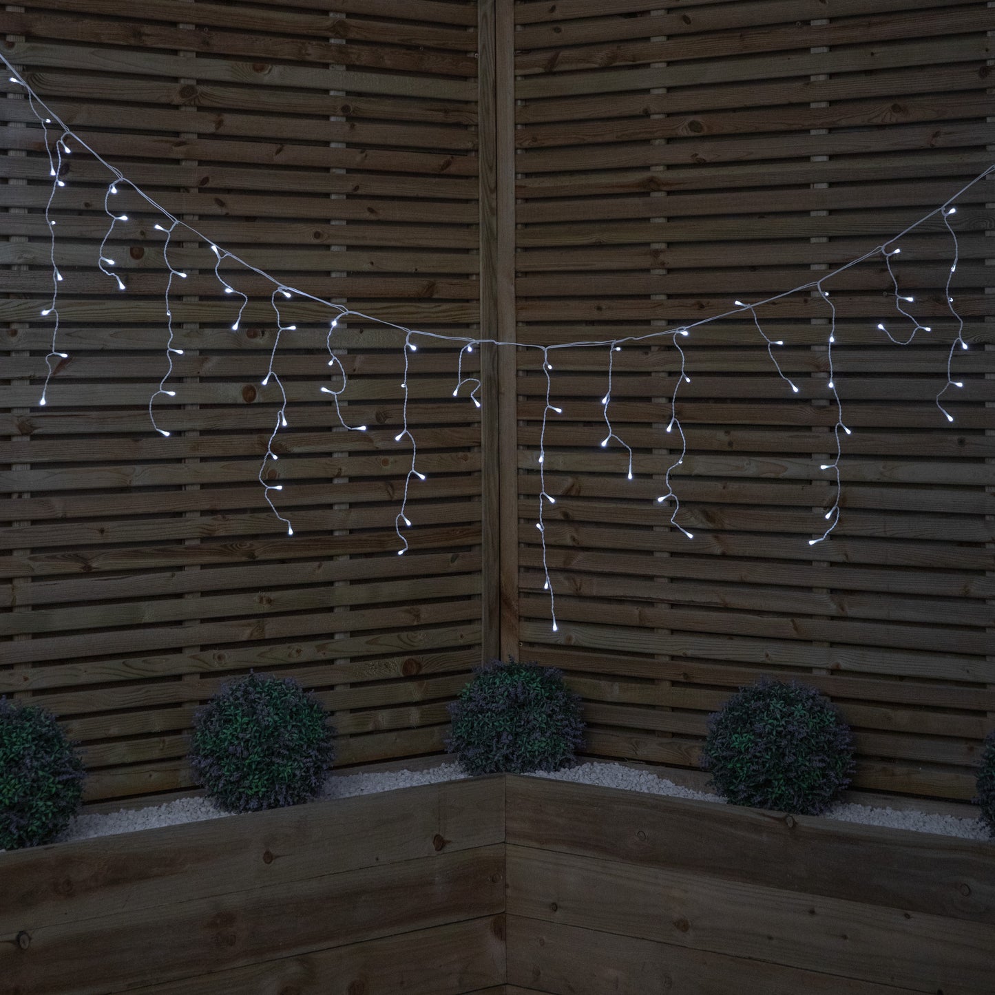 16m 640 LED Frosted IcicleBrights Christmas String Lights in Cool White