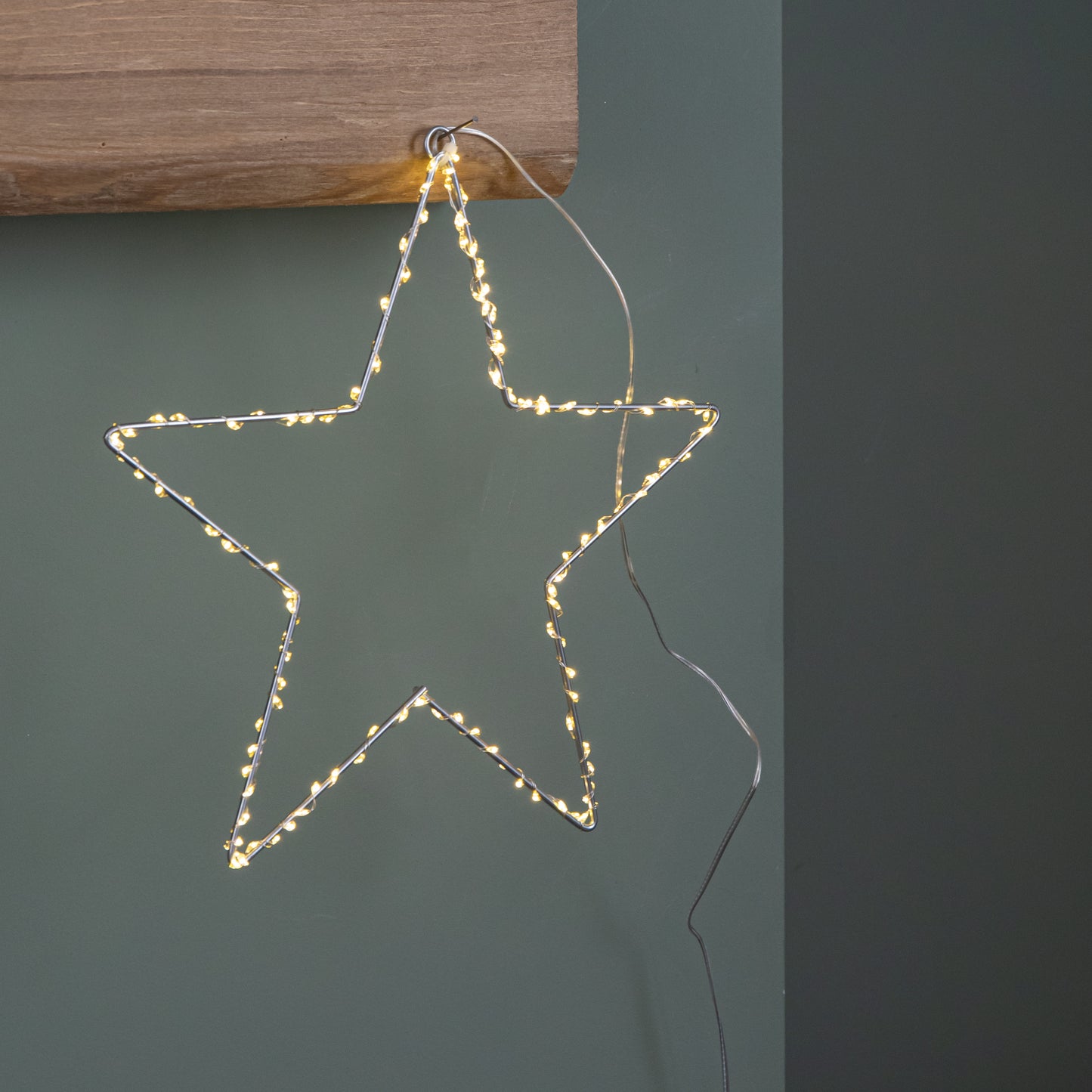 30cm Light up Dewdrop Christmas Star with 120 Warm White LEDs