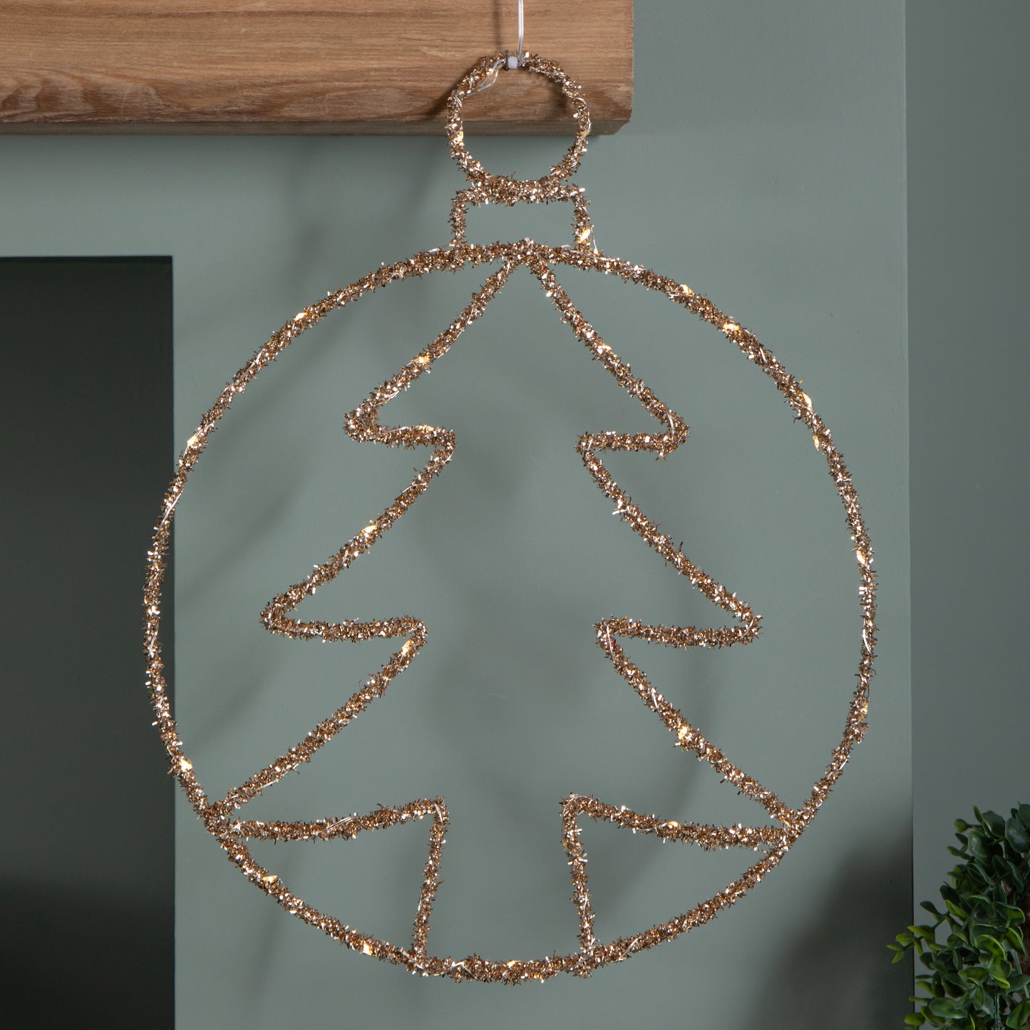 49cm Battery Powered Light up Gold Christmas Tree Ball with Twinkling LEDs