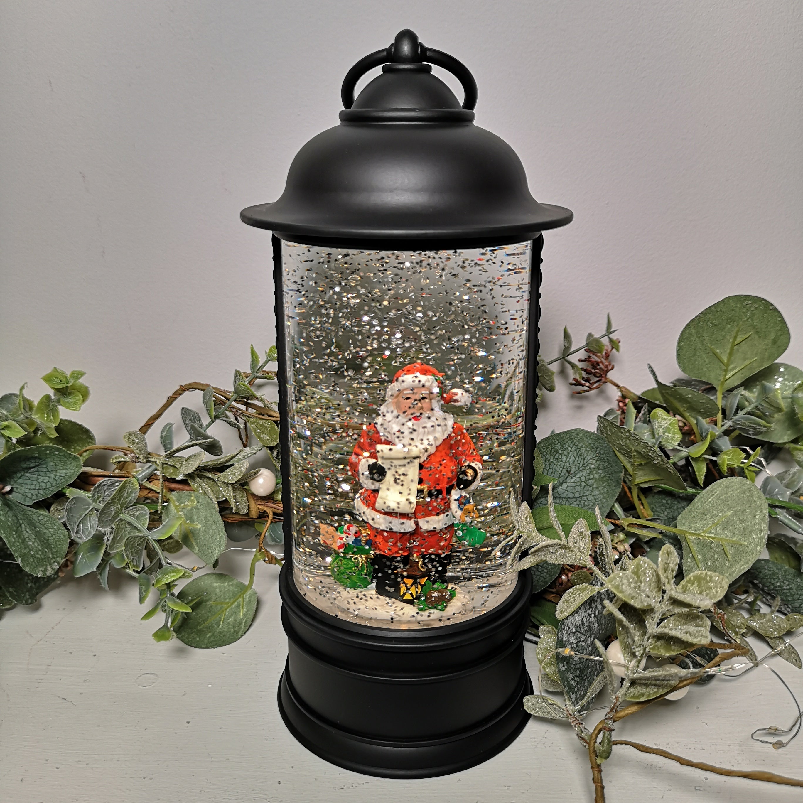 29cm Snowtime Christmas Water Spinner Antique Effect Lantern With Santa Scene  Dual Power