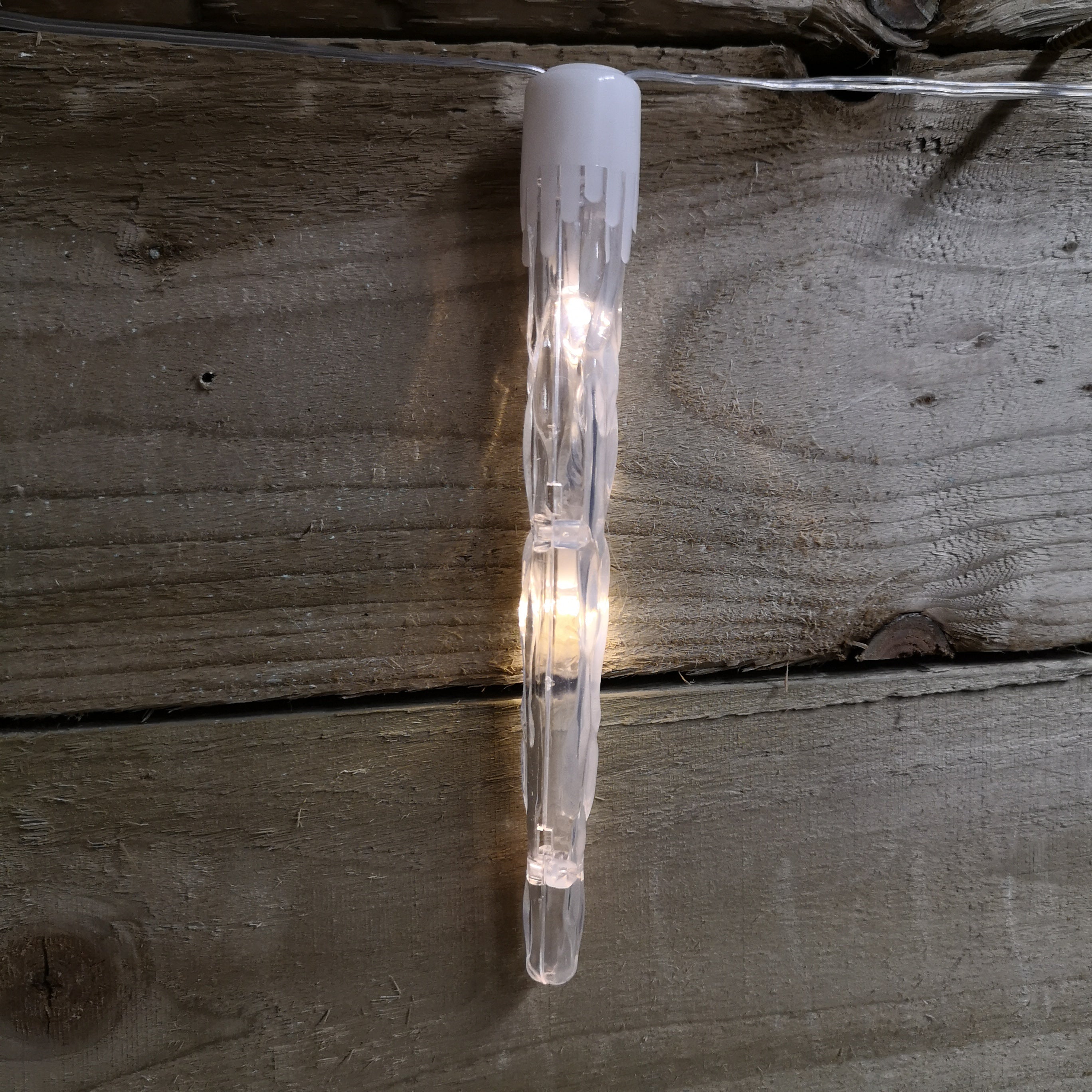 72 LED 6.9m Premier 24 Indoor Outdoor Icicle Shape Christmas Chaser Lights in Warm White