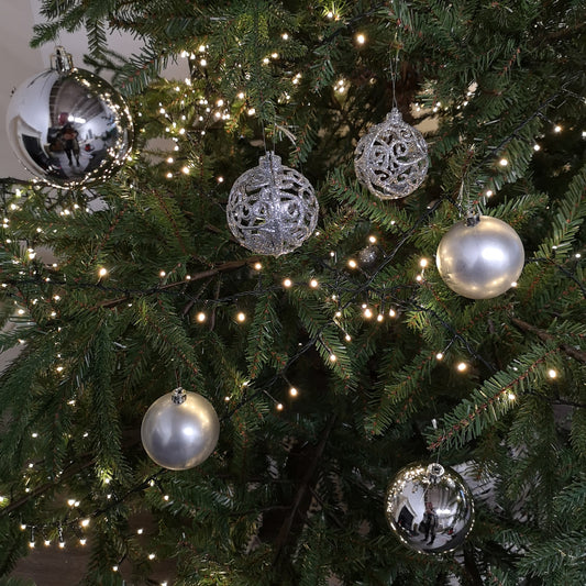 6pcs 8cm Assorted Shatterproof Baubles Christmas Decoration in Silver