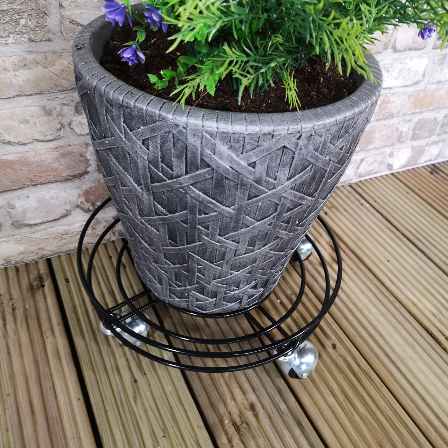 Tom Chambers Handcrafted Heavy Duty Round Black Metal Garden Patio Plant Flower Pot Stand Caddy Trolley Dolly on Strong Metal Castor Wheels 32cm