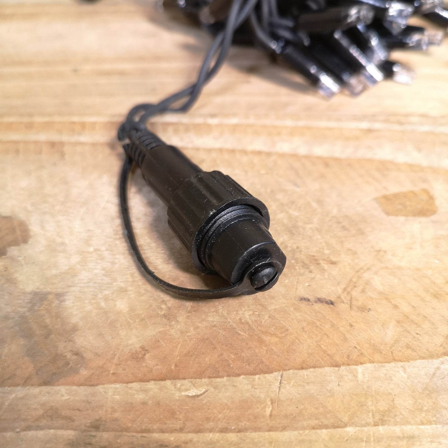 100 LED 8m Premier Christmas Connectable Outdoor Static Lights in Cool White