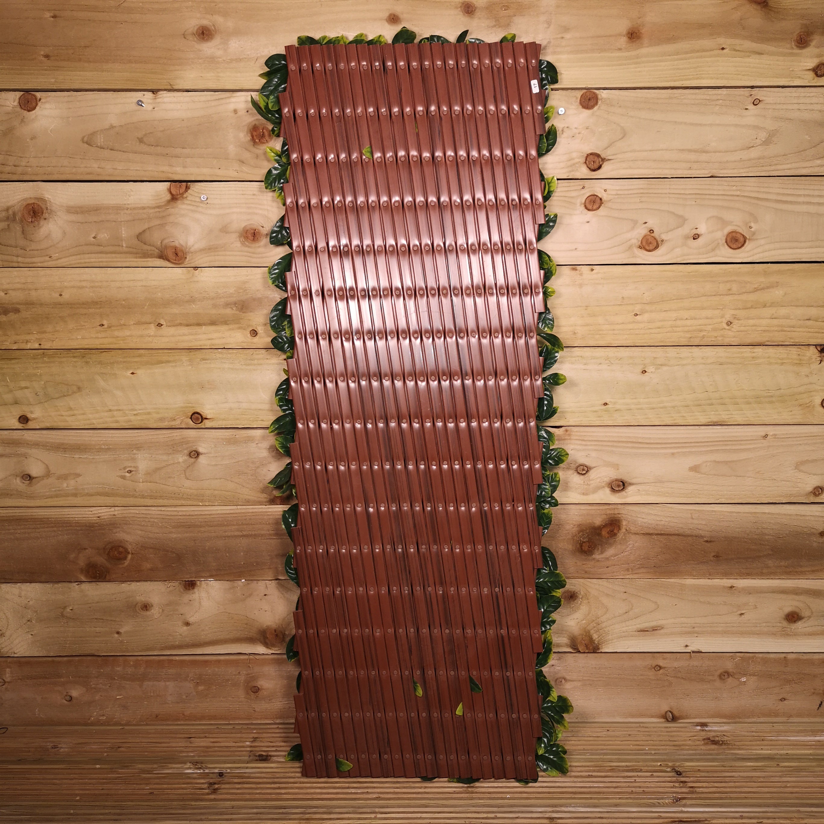 100cm x 200cm PE Backed Artificial Fence Garden Trellis Privacy Screening Indoor Outdoor Wall Panel - Laurel Leaf