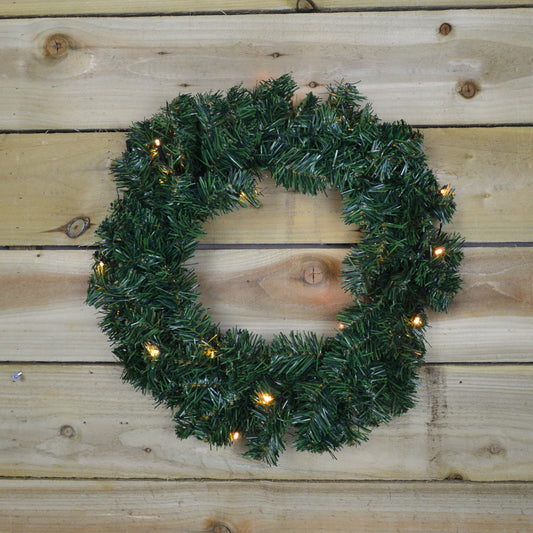 40cm Battery Powered Green Christmas Wreath Lit by 20 Warm White LEDs - 100 Tips