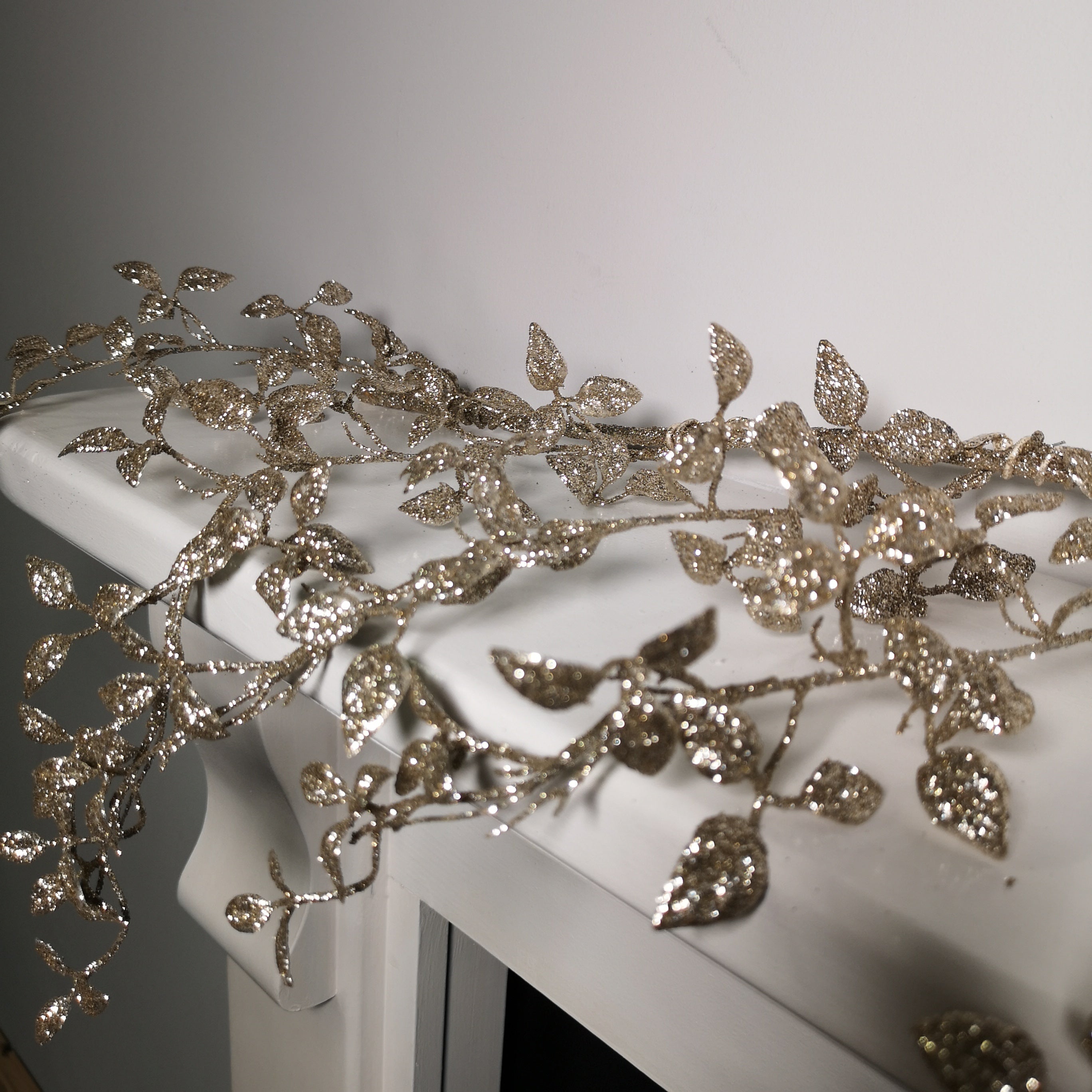 150cm Christmas Gold Glitter Leaf Garland with Hanging Loop