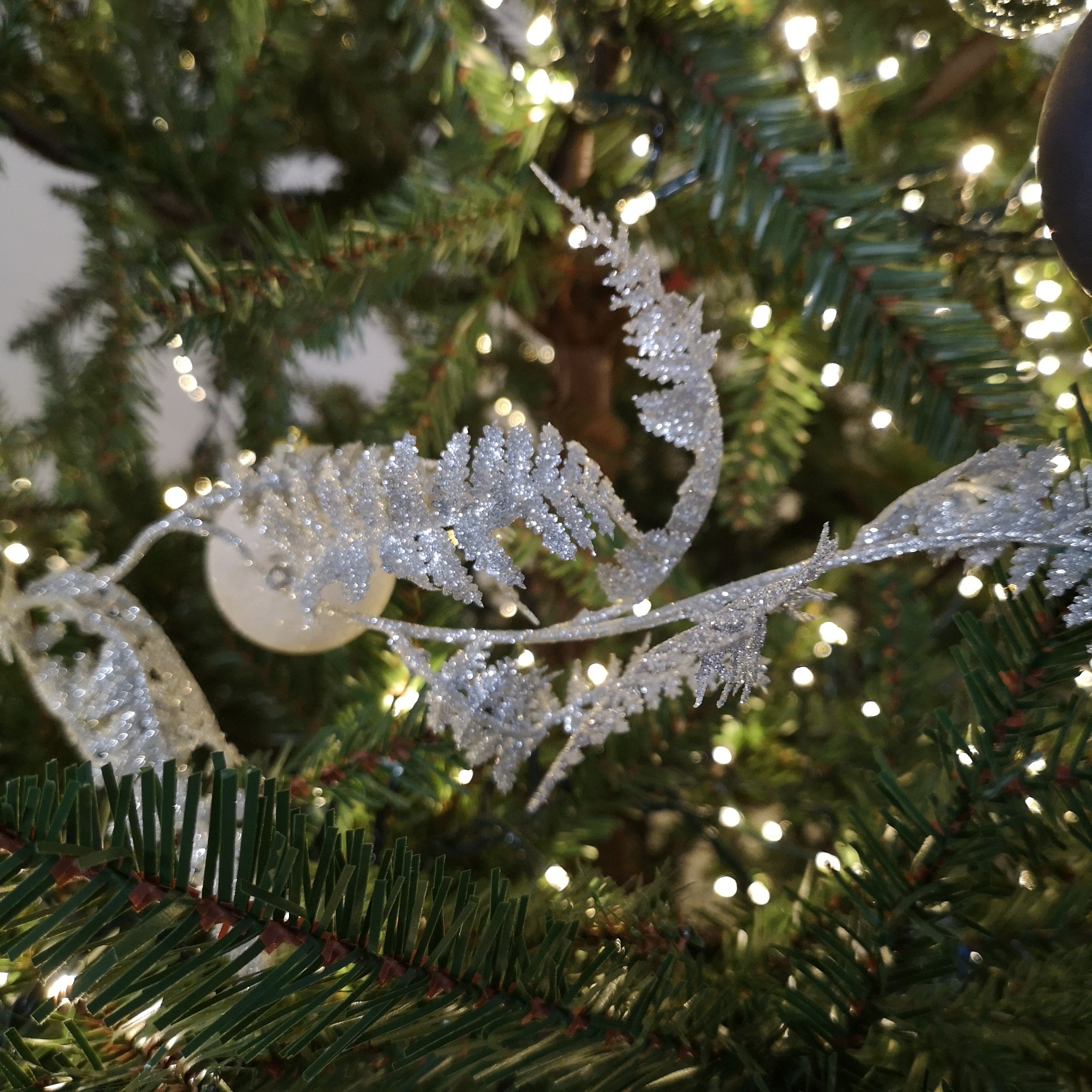 1.8m Silver Boston Fern Christmas Glitter Garland Decoration