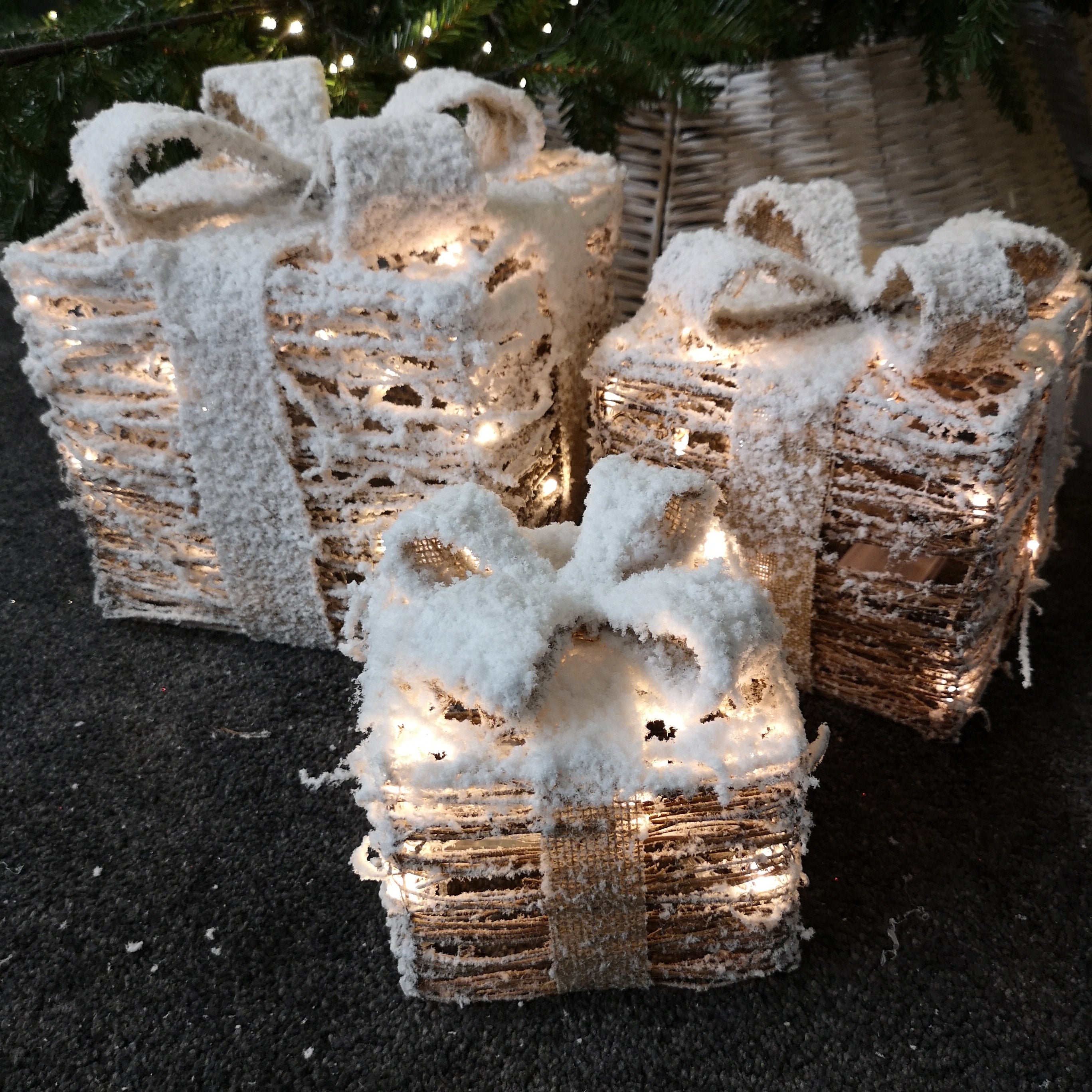 Kaemingk Christmas Set of 3 Wicker Parcels Snow Effect With LED Lights & Timer Function  Battery Operated