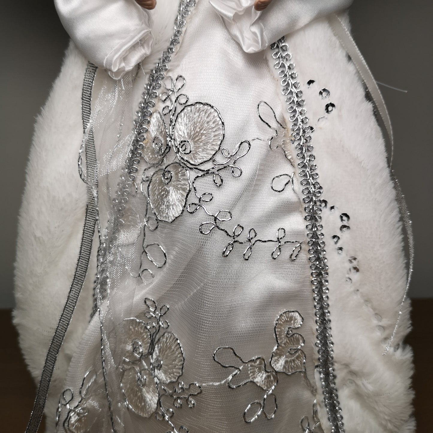 40cm Premier Deluxe Christmas Angel Tree Topper Decoration in Silver & White