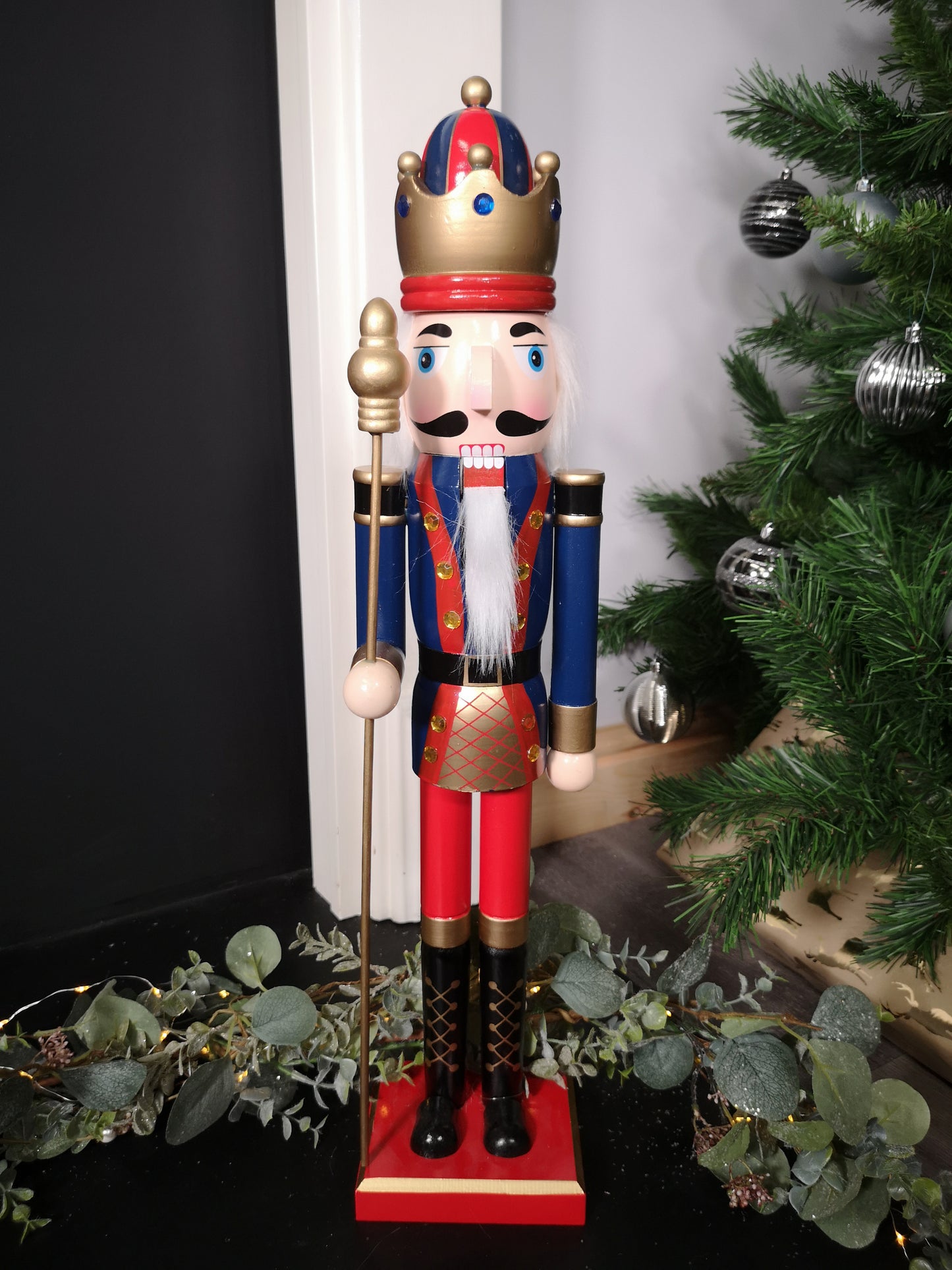60cm Traditional Wooden Christmas Nutcracker Soldier Decoration with Blue Body
