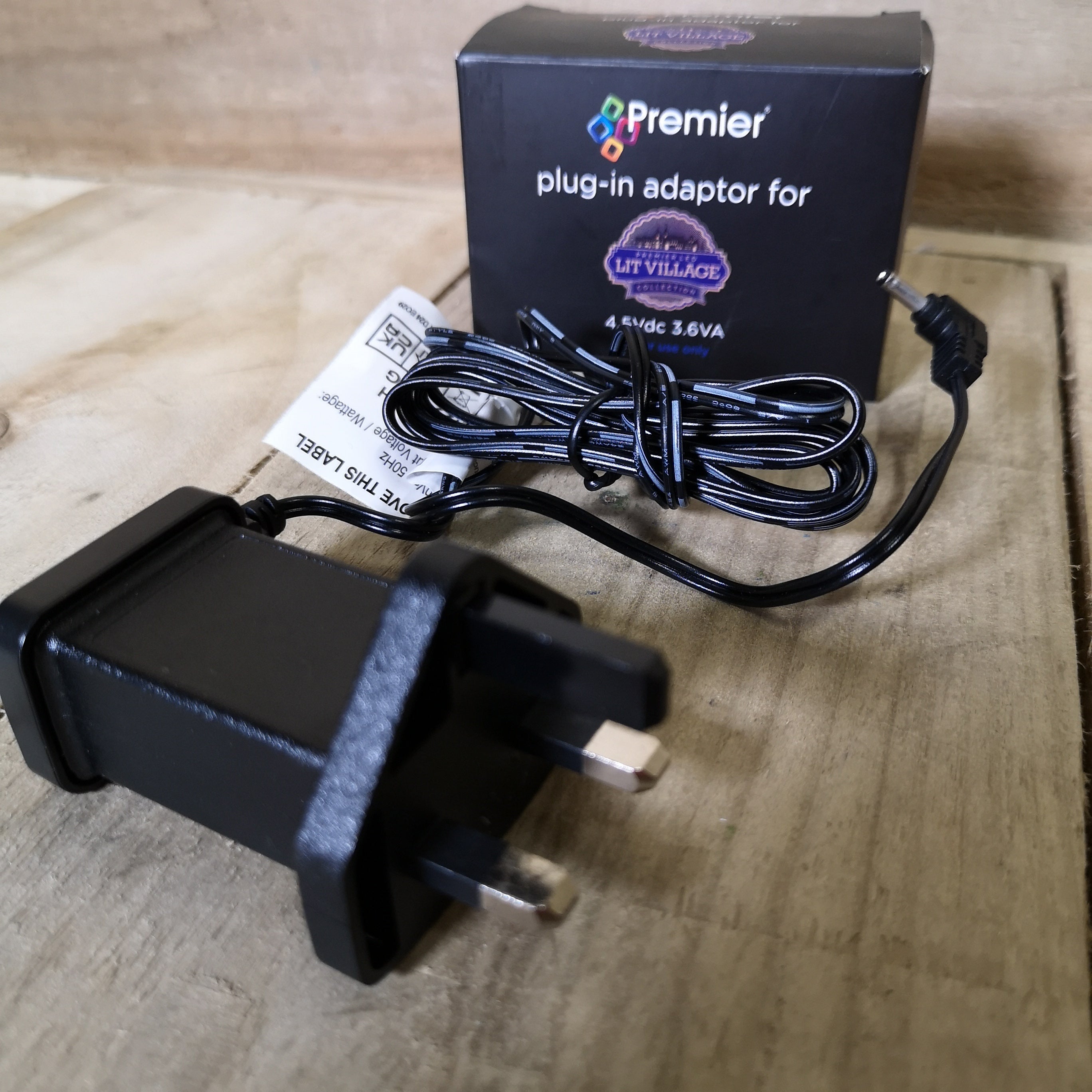 Premier TFD0515L 4.5Vdc 3.6VA Plug-in Adaptor for Christmas Decorations - L Shape