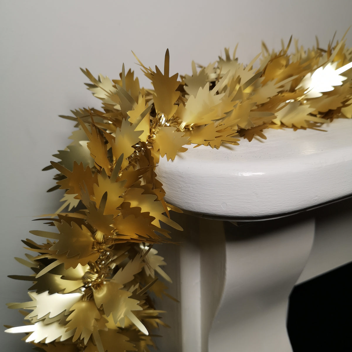 1m Gold Fern Leaf Tinsel Christmas Garland Decoration