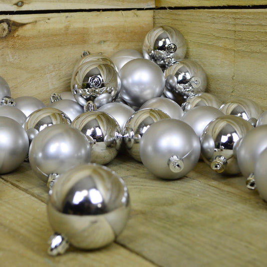 36 6cm Shatterproof Silver Festive Christmas Tree decoration Baubles mix