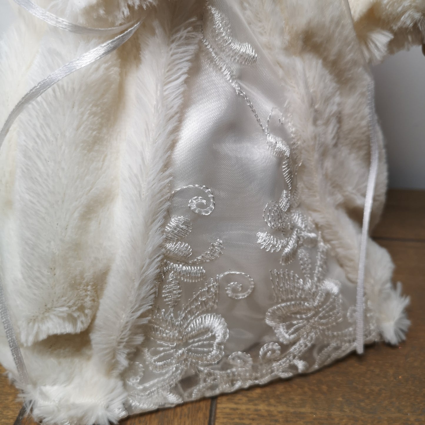 30cm Premier Christmas Tree Topper Angel Decoration Holding Dove in White