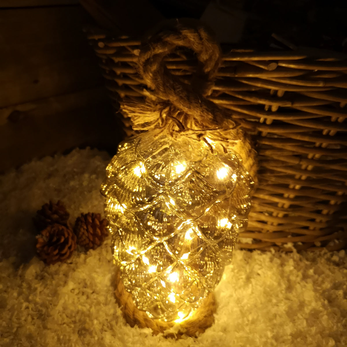 15cm Large Silver LED Hanging Pine Cone Christmas Decoration Display Ornament