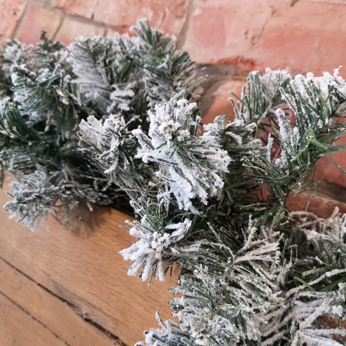 30 x 270cm 9ft Kaemingk Luxury Green Christmas Imperial Garland Snowflocked