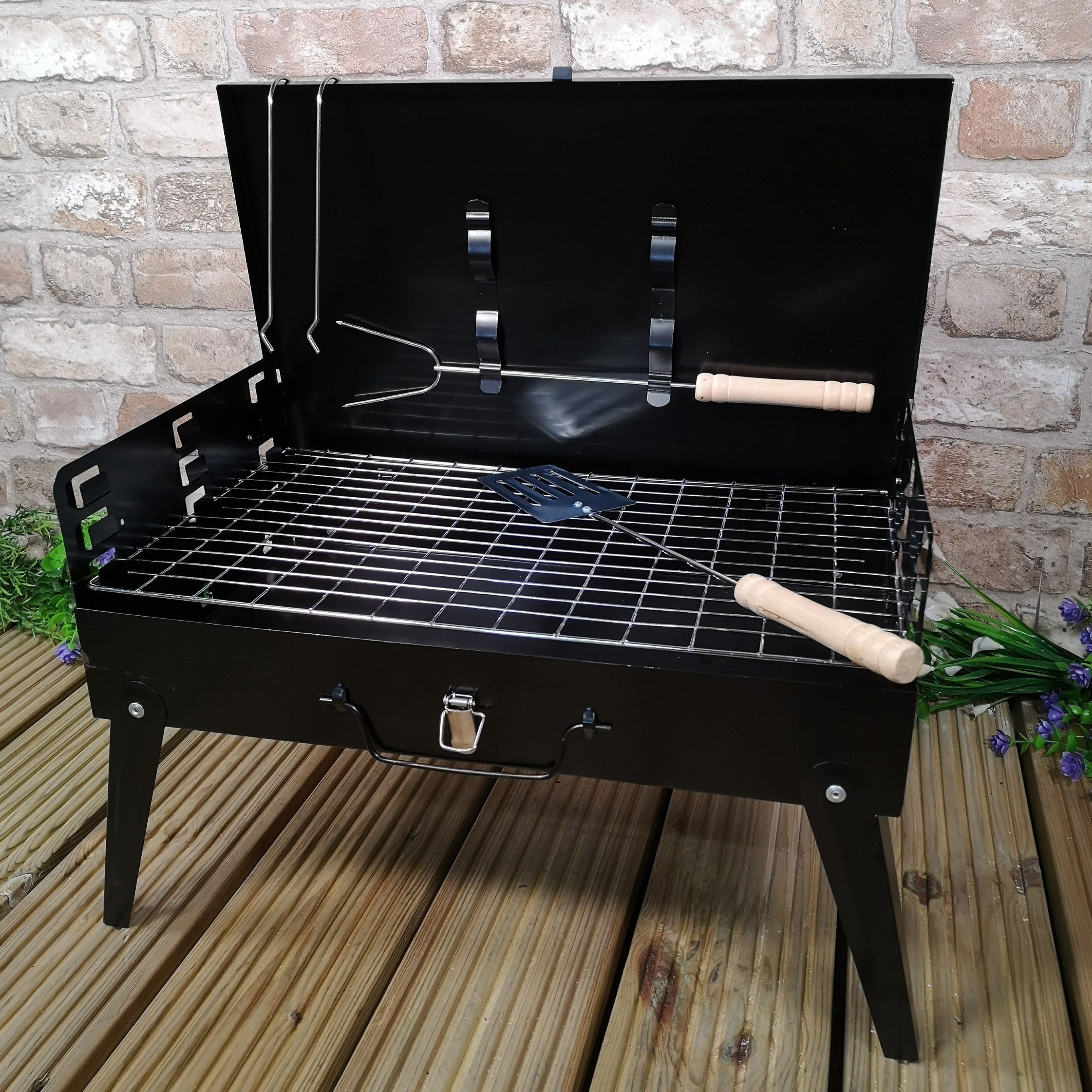43cm x 26cm Folding Portable Camping Beach Barbecue BBQ with Wind Shield & Tools