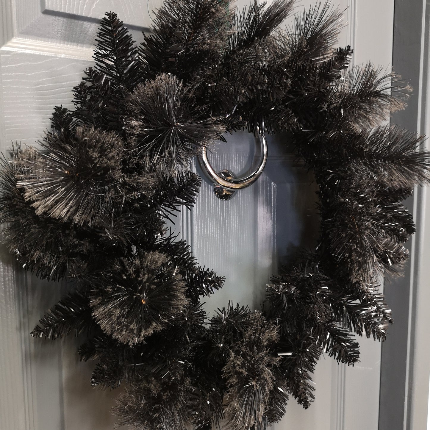 50cm Premier PVC Plain Black Tipped Artificial Christmas Halloween Wreath