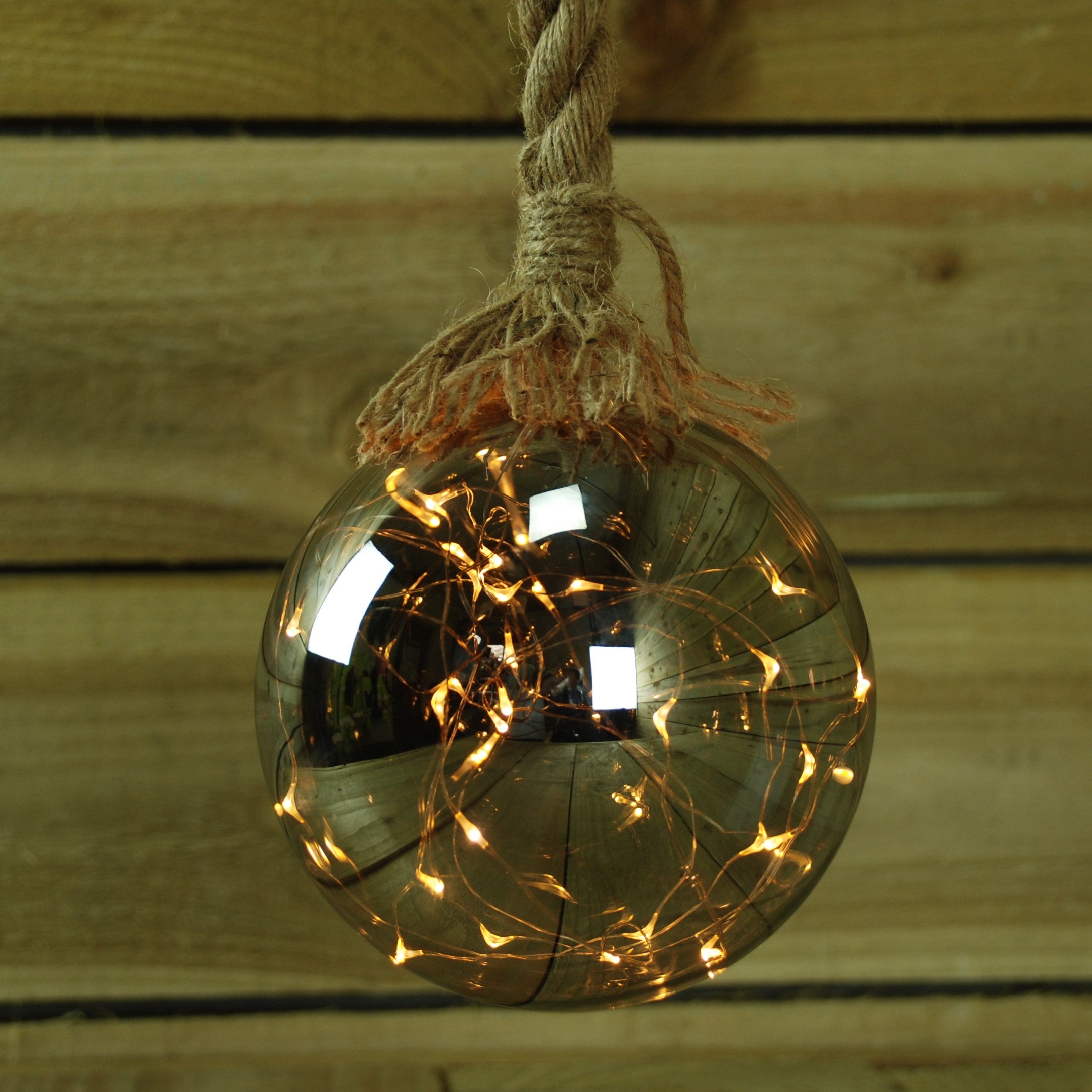 14cm Diameter Glass Globe / Ball Light Decoration With Rope & 30 Warm White LEDs