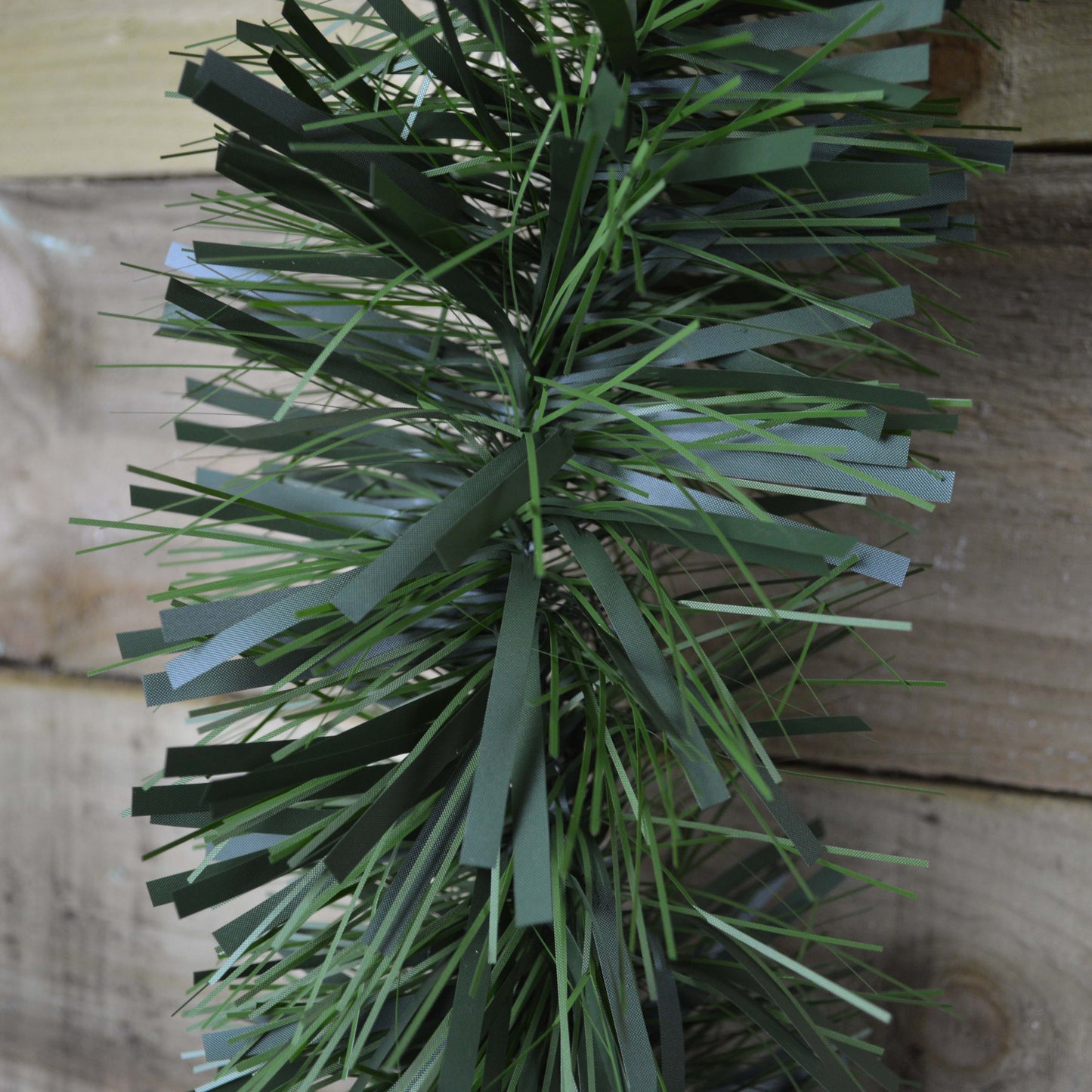 10m x 15cm Luxury Chunky Cut Tinsel Garland Christmas Tree Decoration - Green
