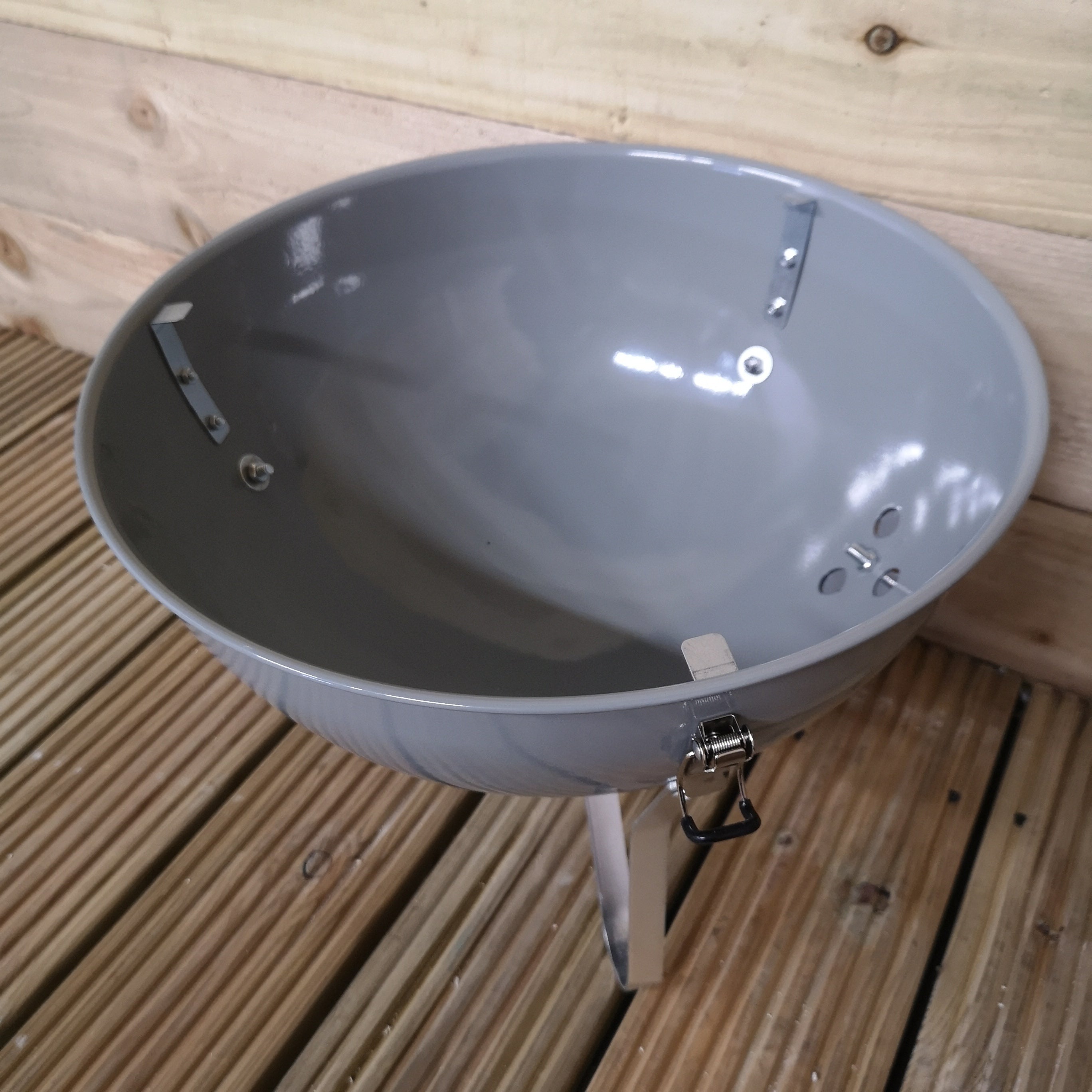 37cm Portable Grey Enamel Vented Kettle BBQ with Lid Ideal for Garden or Camping