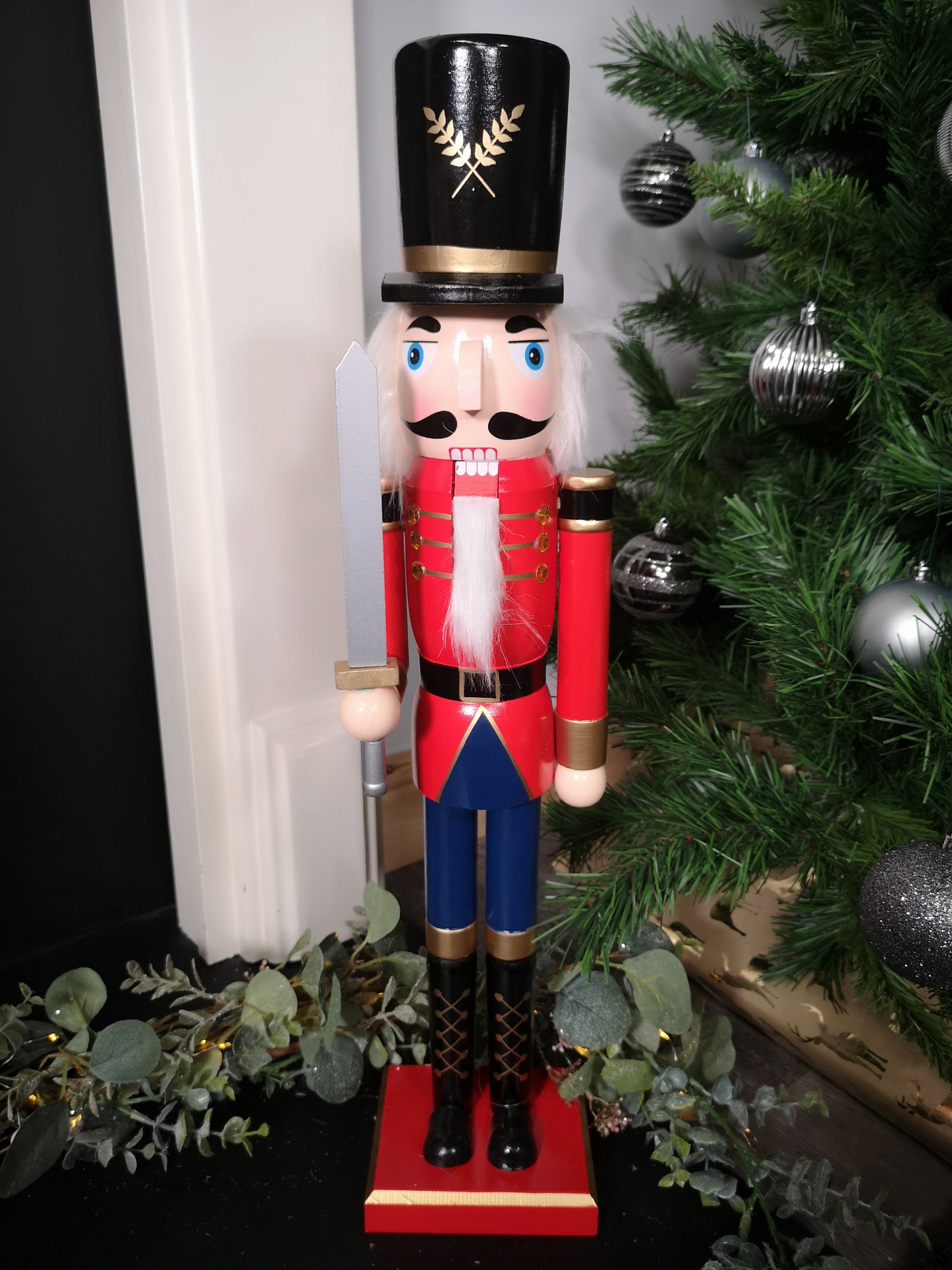 60cm Traditional Wooden Christmas Nutcracker Soldier Decoration with Red Body