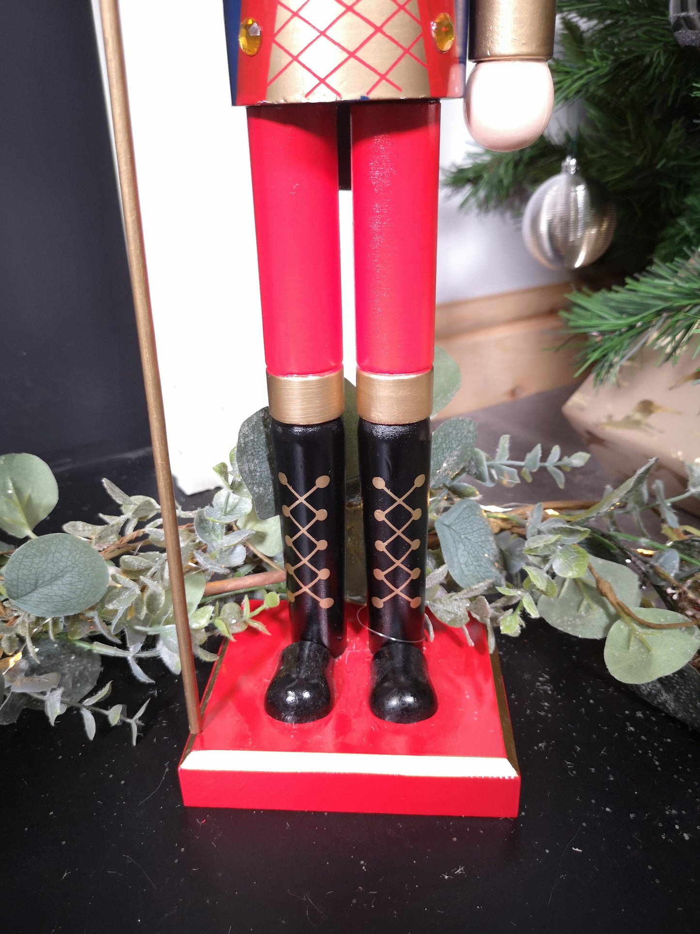60cm Traditional Wooden Christmas Nutcracker Soldier Decoration with Blue Body