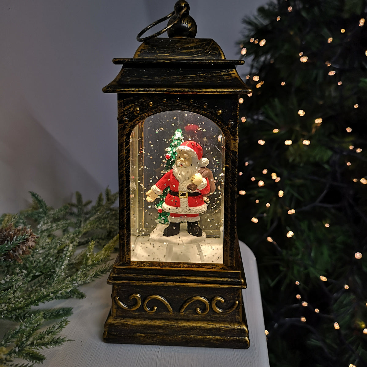 21cm Glitter Water Spinner Lantern Christmas Decoration - Choice of Santa or Snowman