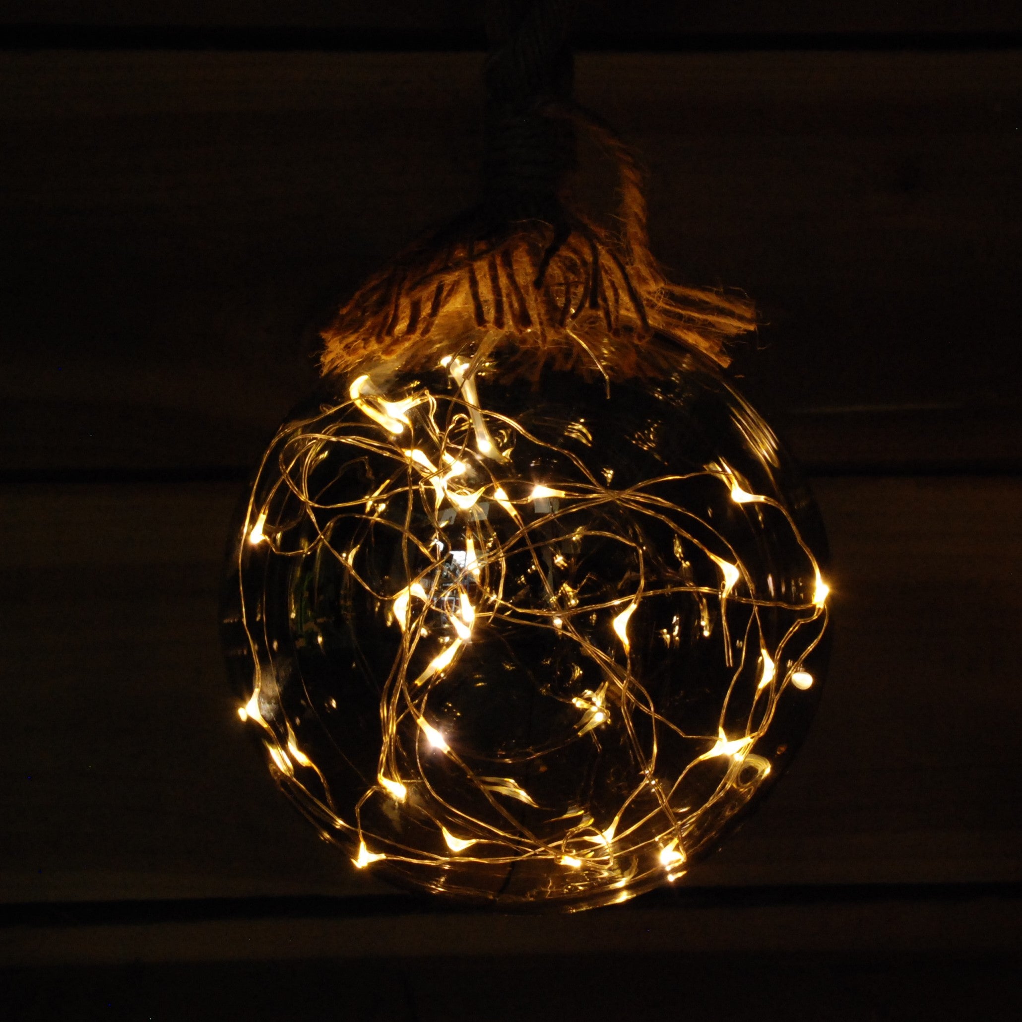 14cm Diameter Glass Globe / Ball Light Decoration With Rope & 30 Warm White LEDs