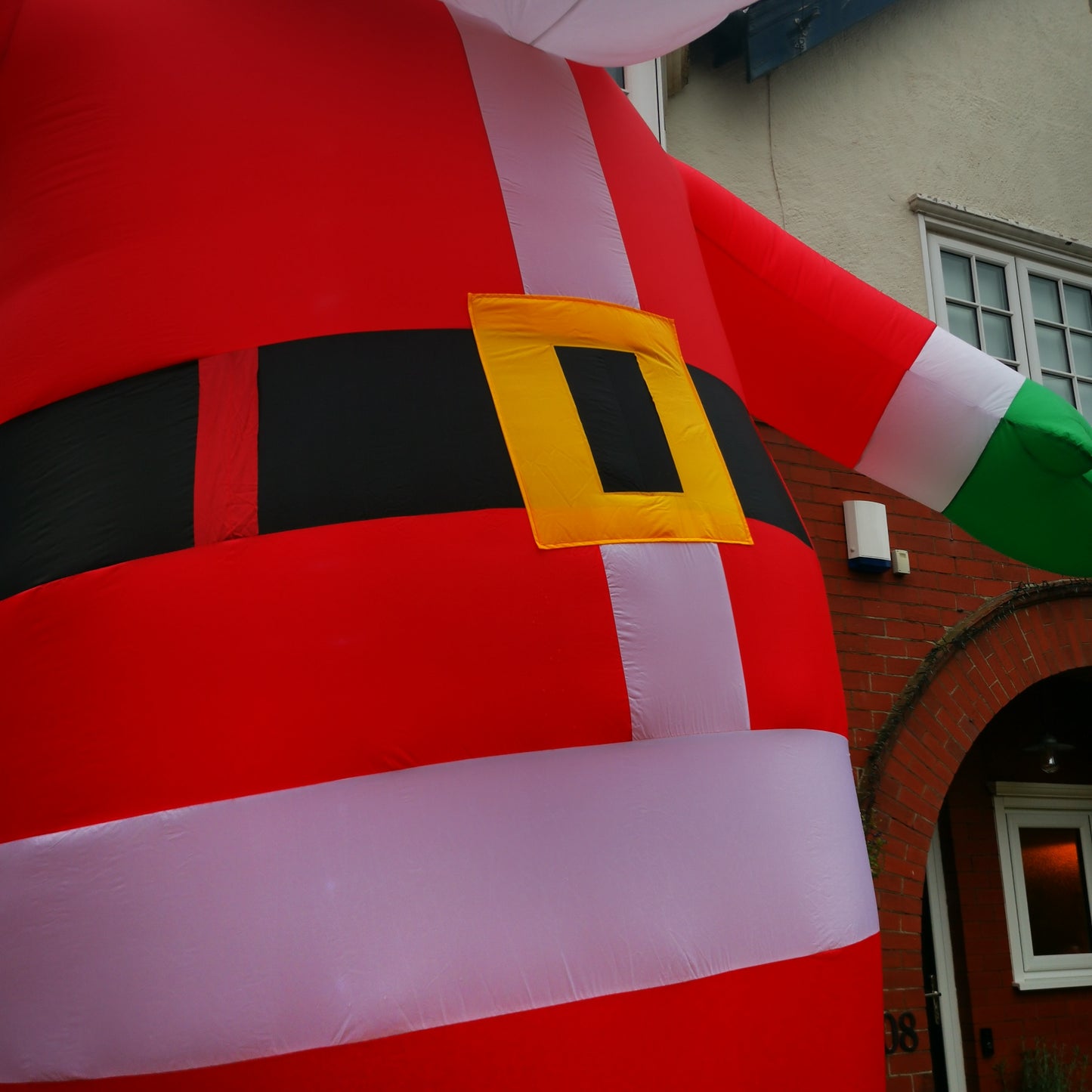 GIANT: 20ft (6m) Outdoor Inflatable Lit Christmas Santa with Raised Arm & 28 LEDs