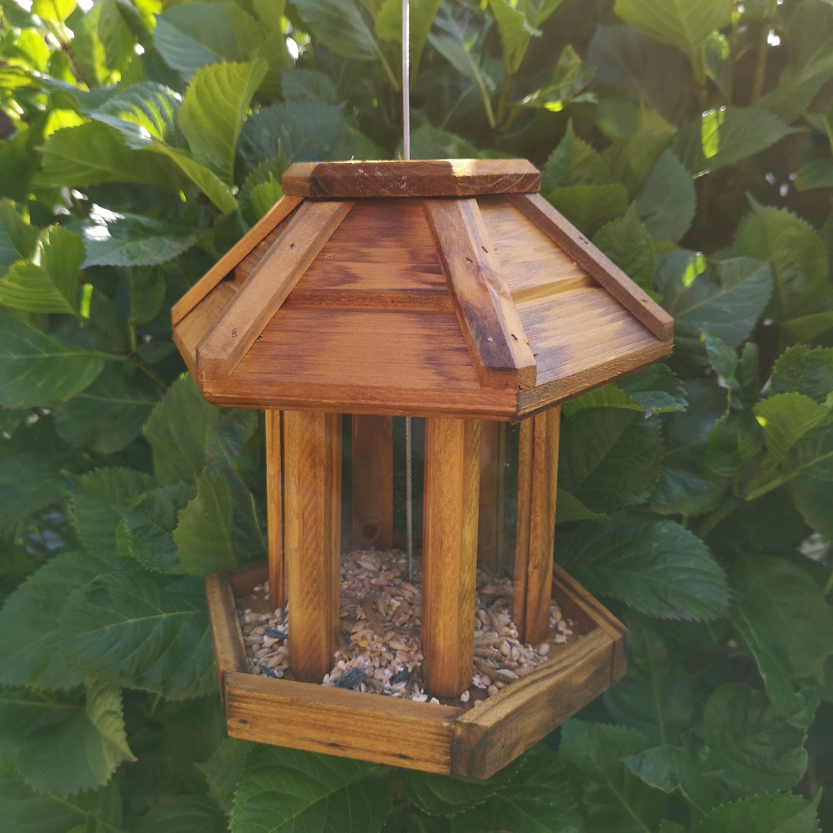Tom Chambers Chartwell Wooden Hexagonal Garden Wild Bird Hanging Easy Fill Seed Feeder Table