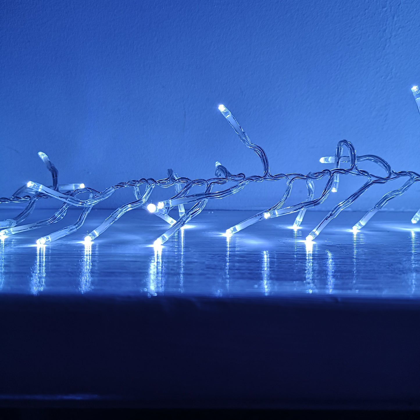 960 LED 12m Premier Cluster Indoor Outdoor Multi Function Mains Operated Christmas Lights with Timer on Clear Cable in Cool White