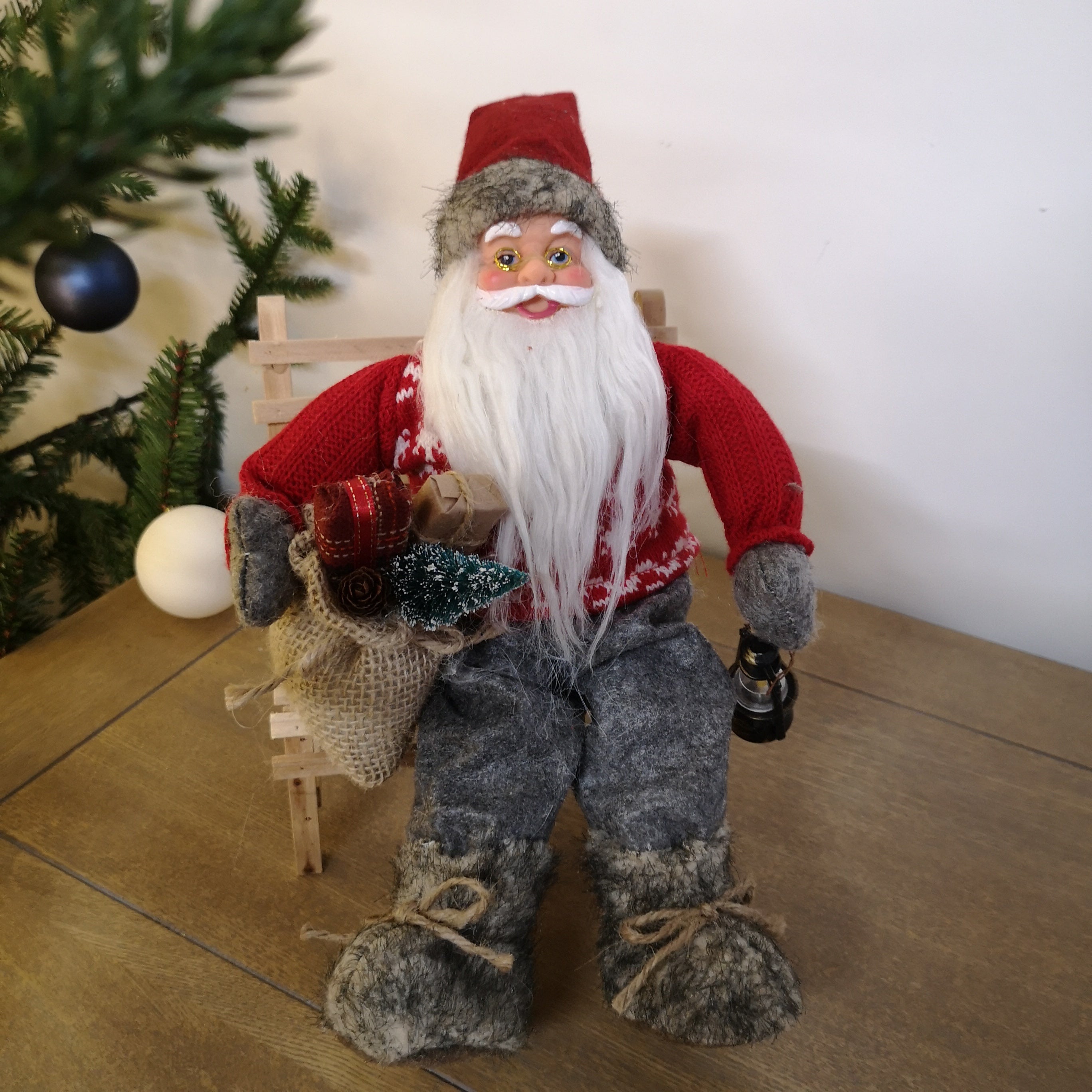 25cm Father Christmas Decoration Santa Claus Sitting on Bench