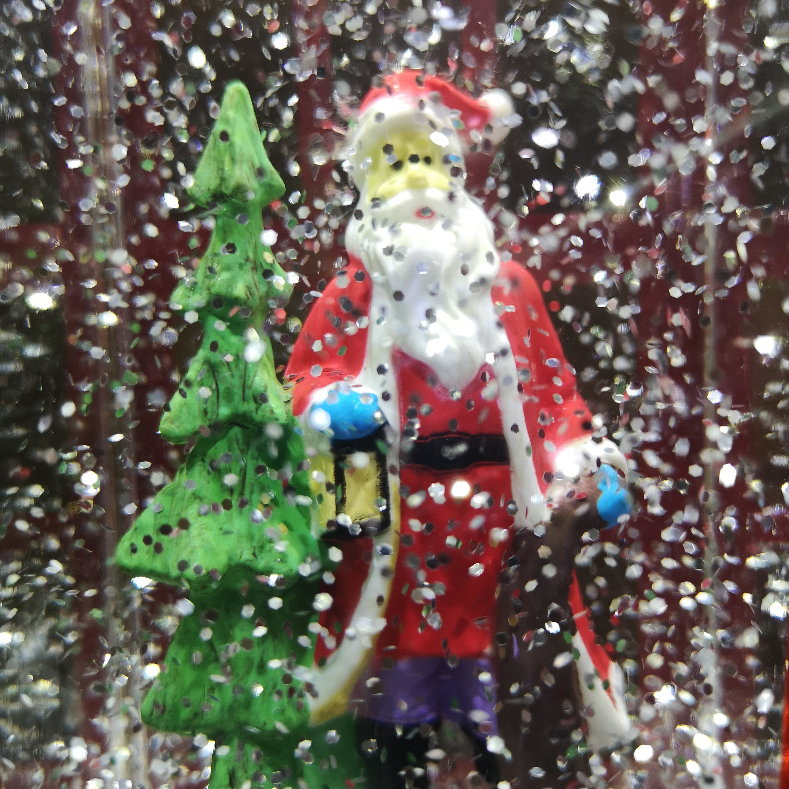 26.5cm Premier Christmas Water Spinner Telephone Box Design - Choose From Snowman Family Or Santa