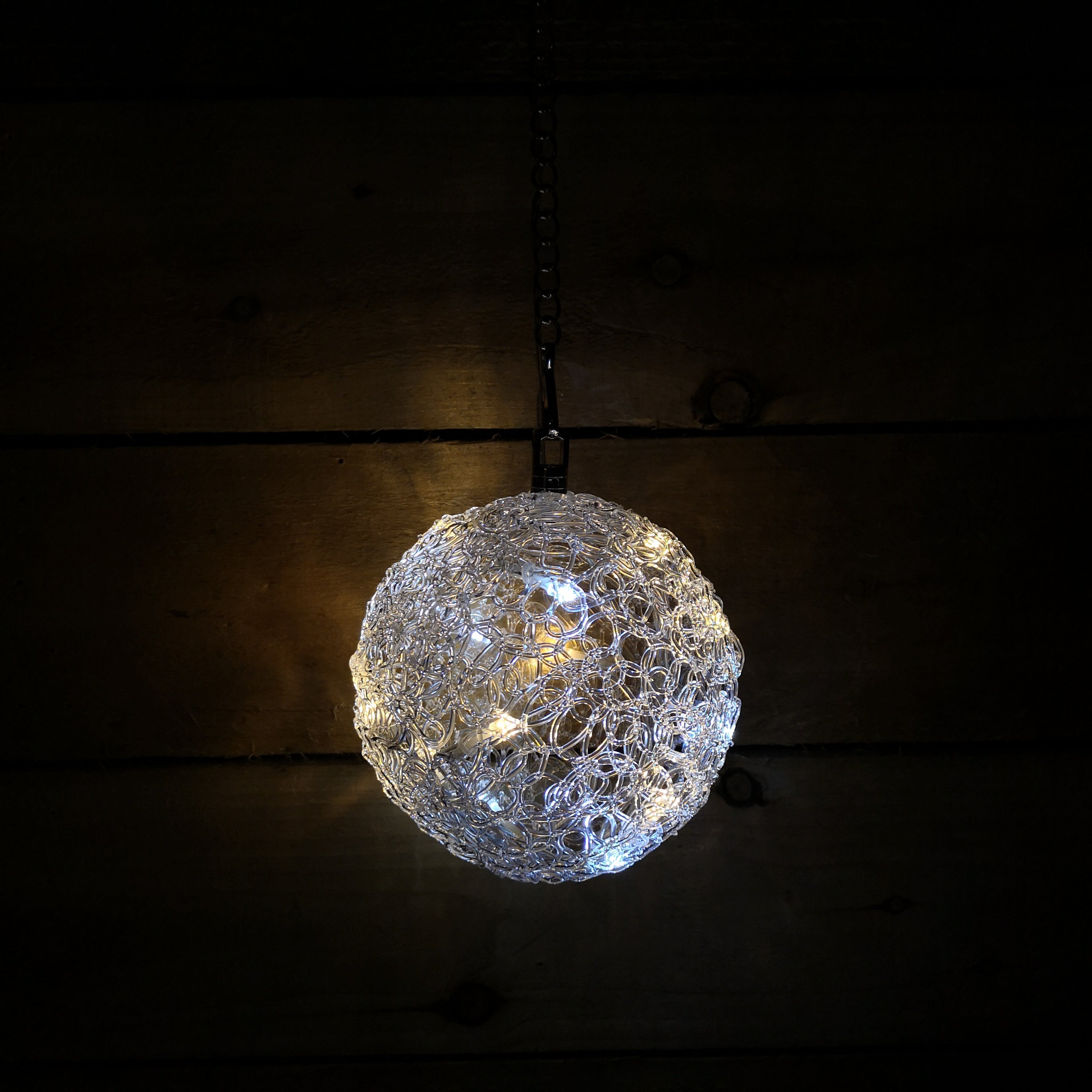 Snowtime 15cm Christmas Light Ball 16 Flashing Ice & Warm White LEDs
