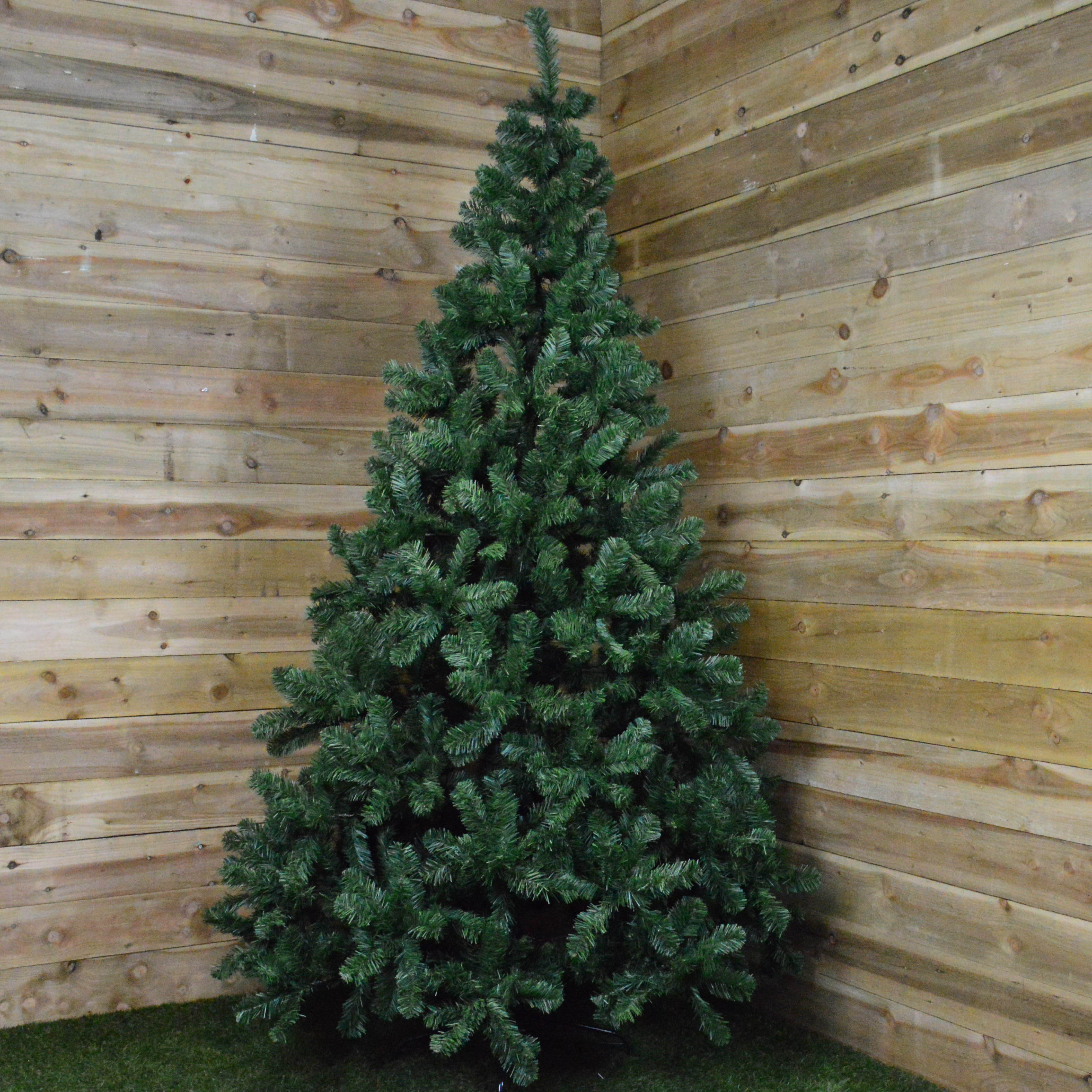 8ft (240cm) Imperial Pine Christmas Tree with 980 Tips in Green