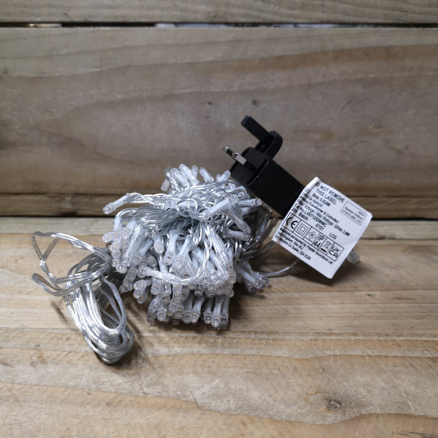 200 LED 16m Premier Christmas Outdoor 8 Function Lights Clear Wire in Warm White