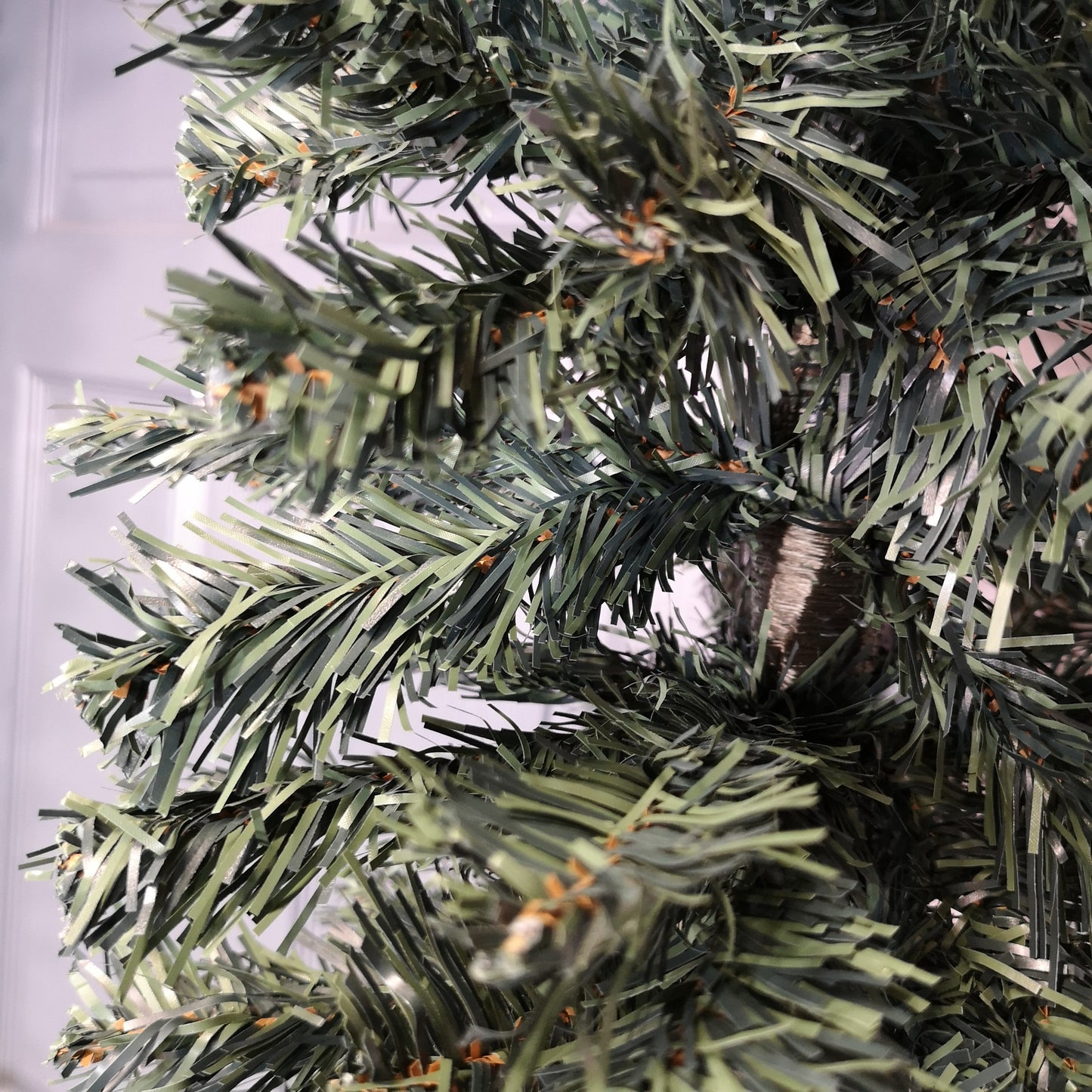 2.4m (8ft) Tall Single Door Christmas Tree Arch in Green