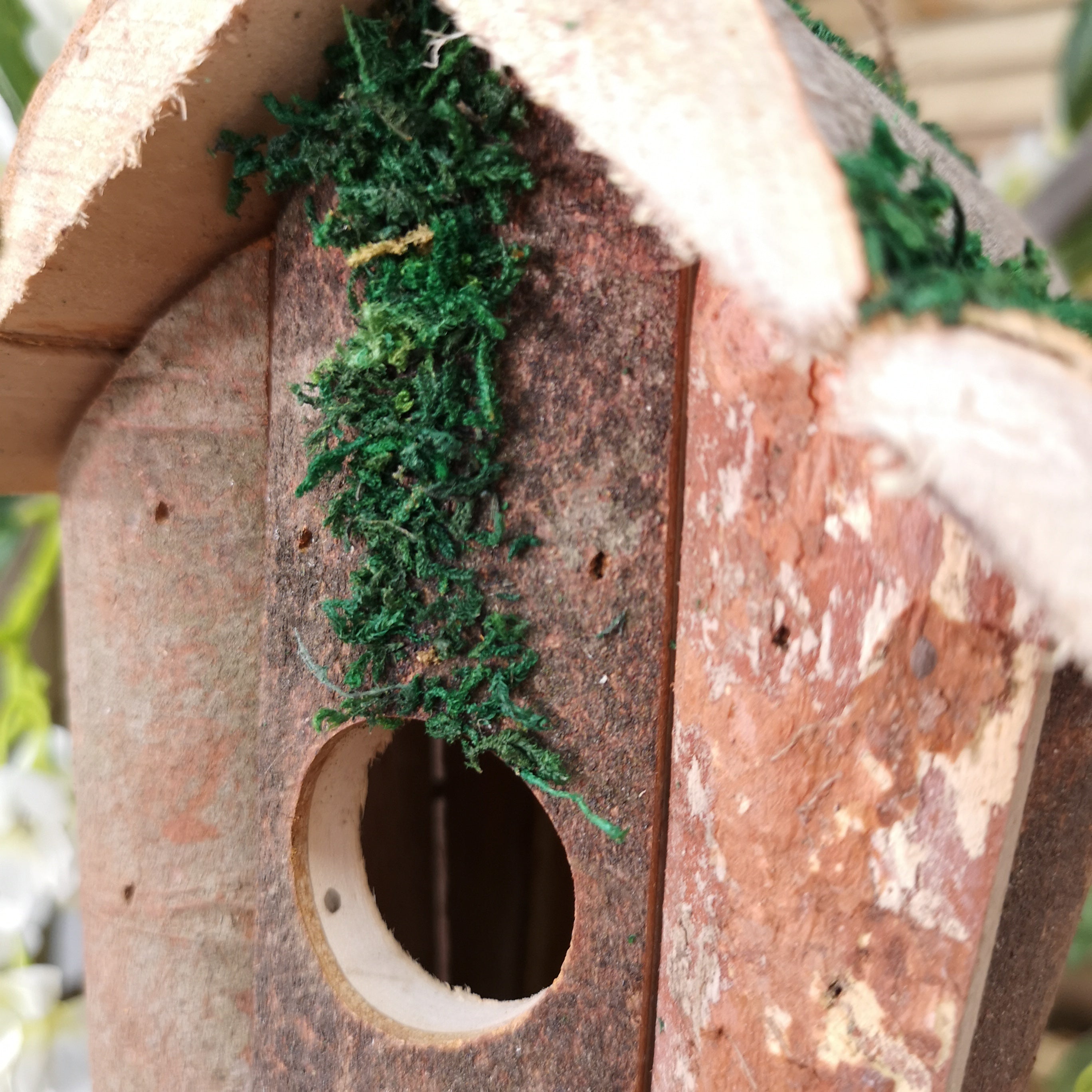 Wooden Square Log Garden Wild Bird Nest Box-32mm Entrance Hole
