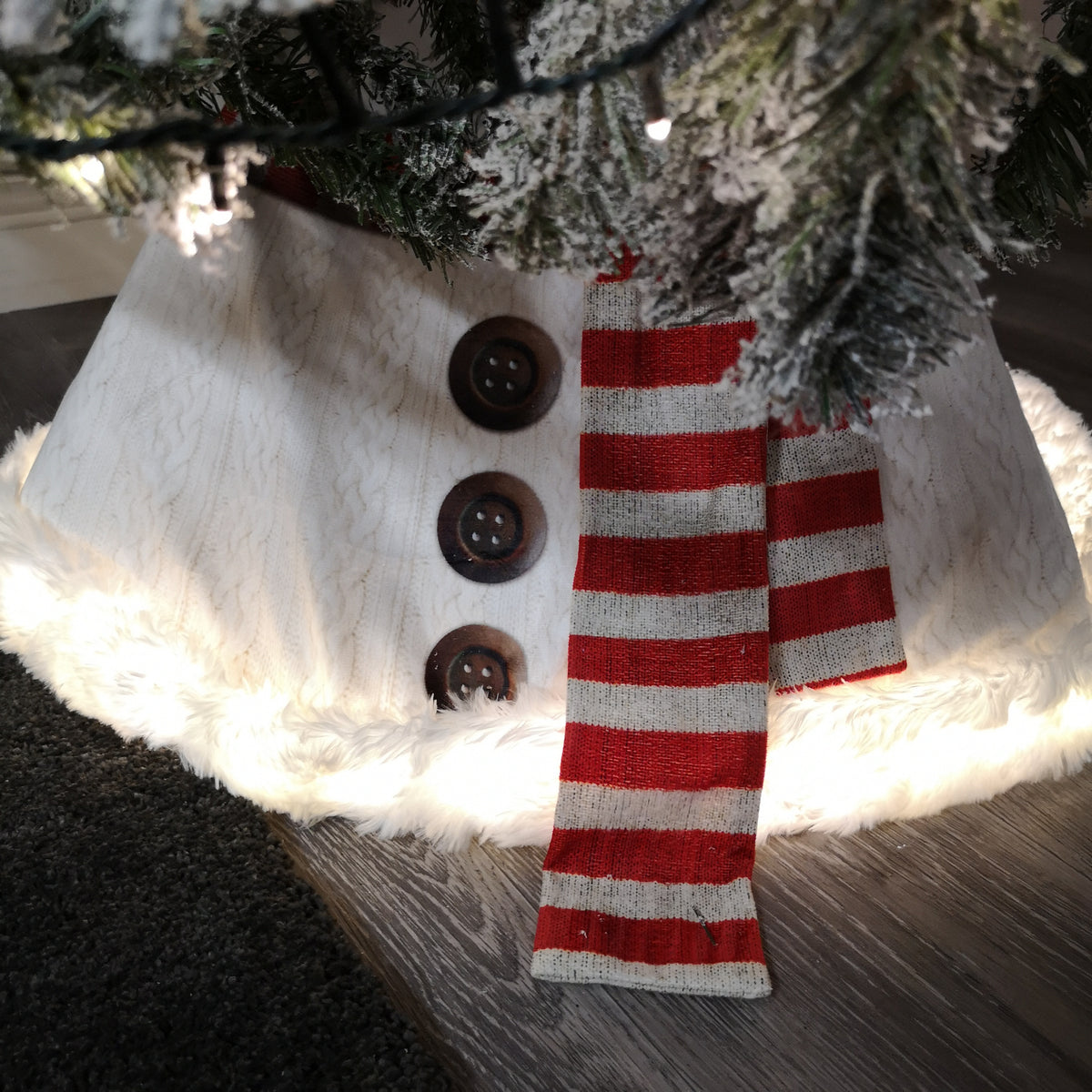 60cm Snowman USB LED Fabric Christmas Tree Skirt with Timer Function in Warm White